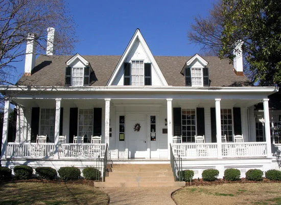 Sidney Lanier Cottage - Macon 935 High Street, Macon 31208 478-743-3851 Historic cottage dating c.1840 and birthplace of the great Southern poet, Sidney Lanier. Lanier was a poet, musician, and scholar, nationally known and particularly beloved in the South. He served in the Confederate Army until captured aboard a blockade runner and was confined at Fort Lookout, Maryland. Hours: Monday - Saturday 10:00 am - 4:00 pm. Closed Sundays and major holidays. Guided tours; last tour starts at 3:30 p.m. Bathrooms are not wheelchair accessible. Limit 10 Groups arriving any time other than their reservation time will be charged the regular admission fee.