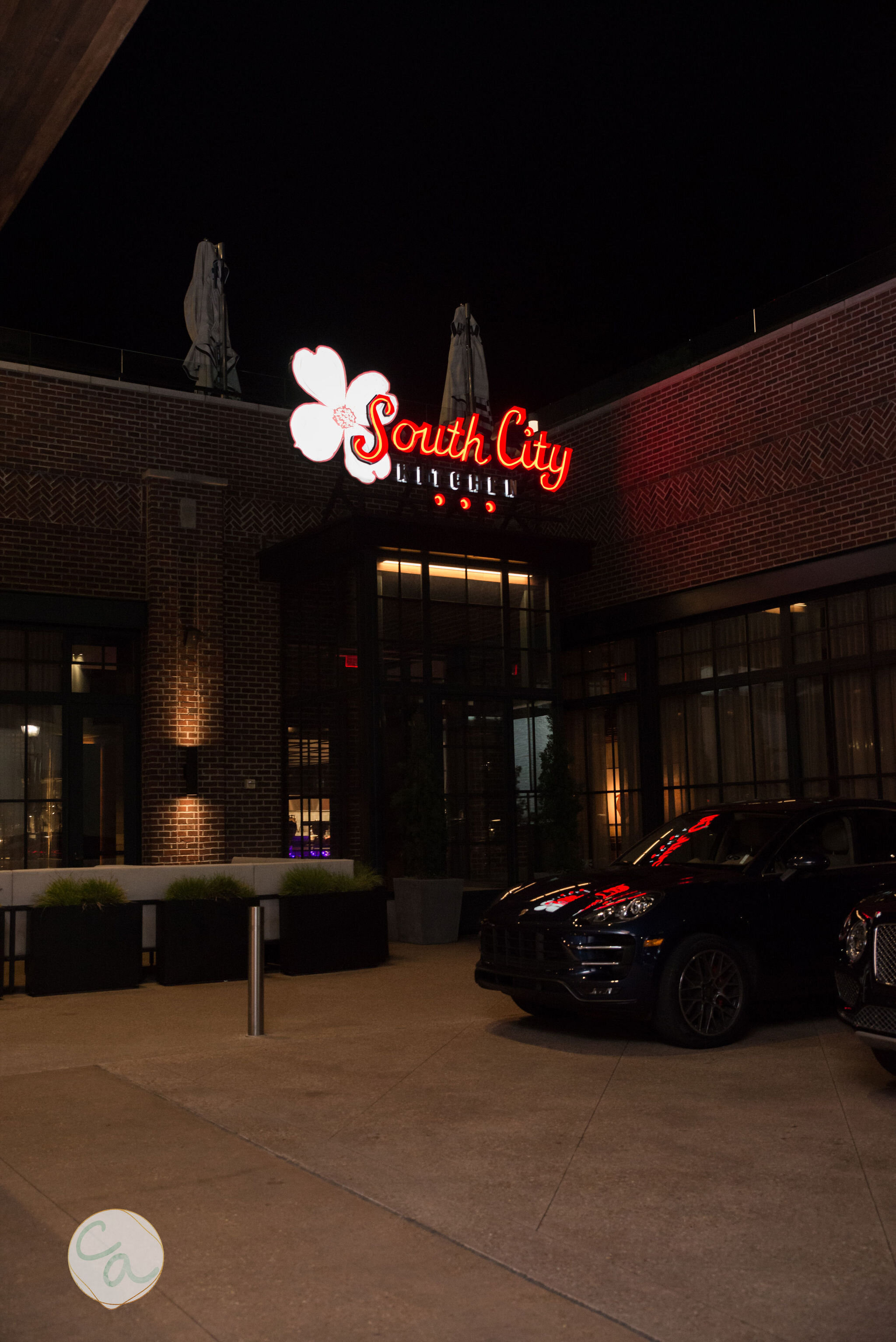 InCommunity-SouthCityKitchen-1.jpg