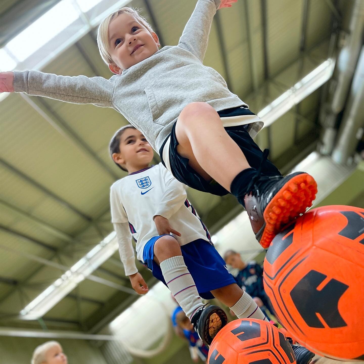 It&rsquo;s all smiles when you enjoy your football! 

Football Coaching for 2-6 years.

If your little ones have energy to burn and would love the opportunity to run around, in a safe, play-oriented setting, that will introduce them to the basics of 