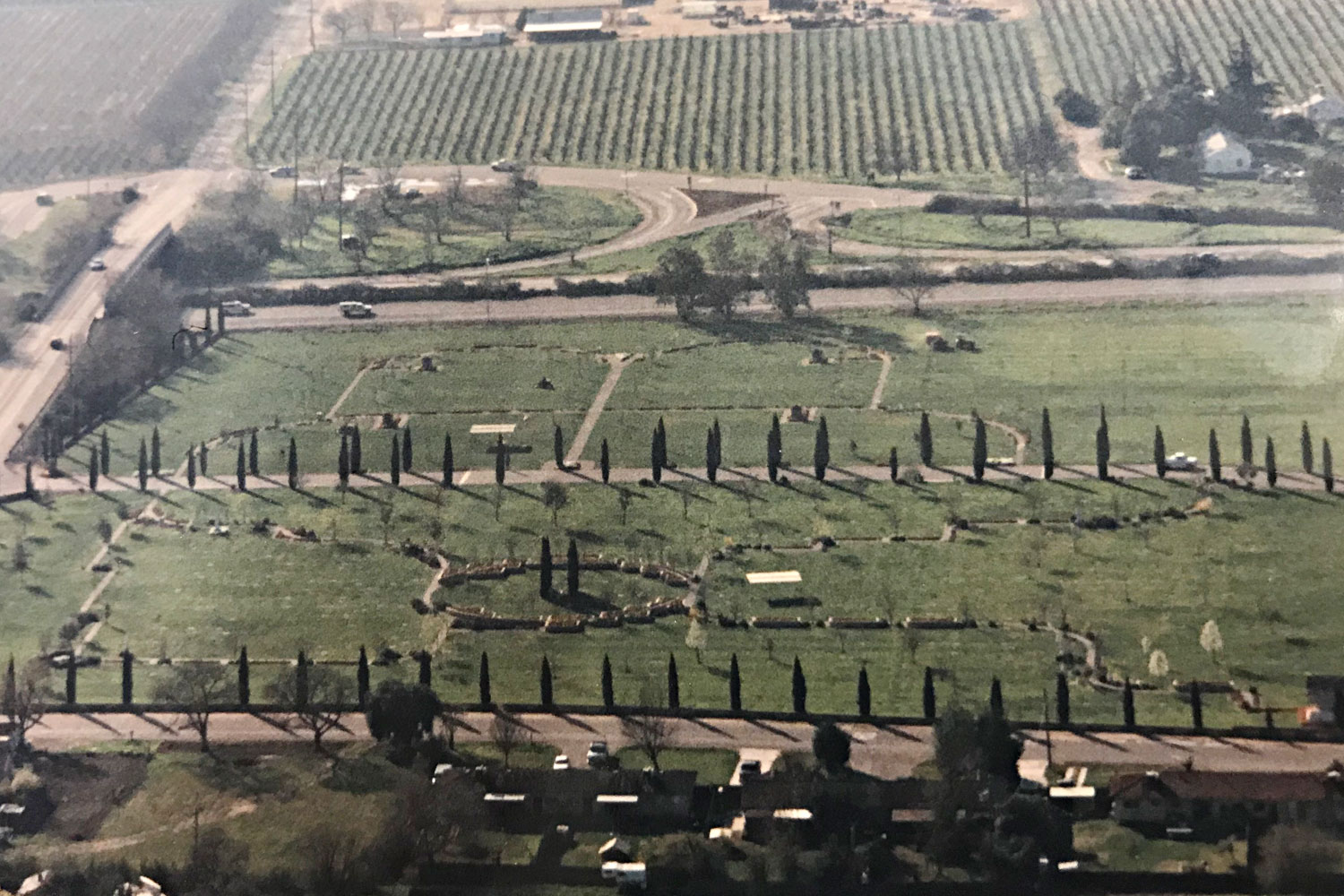 CherokeeMemorial_Album_Hist4.jpg