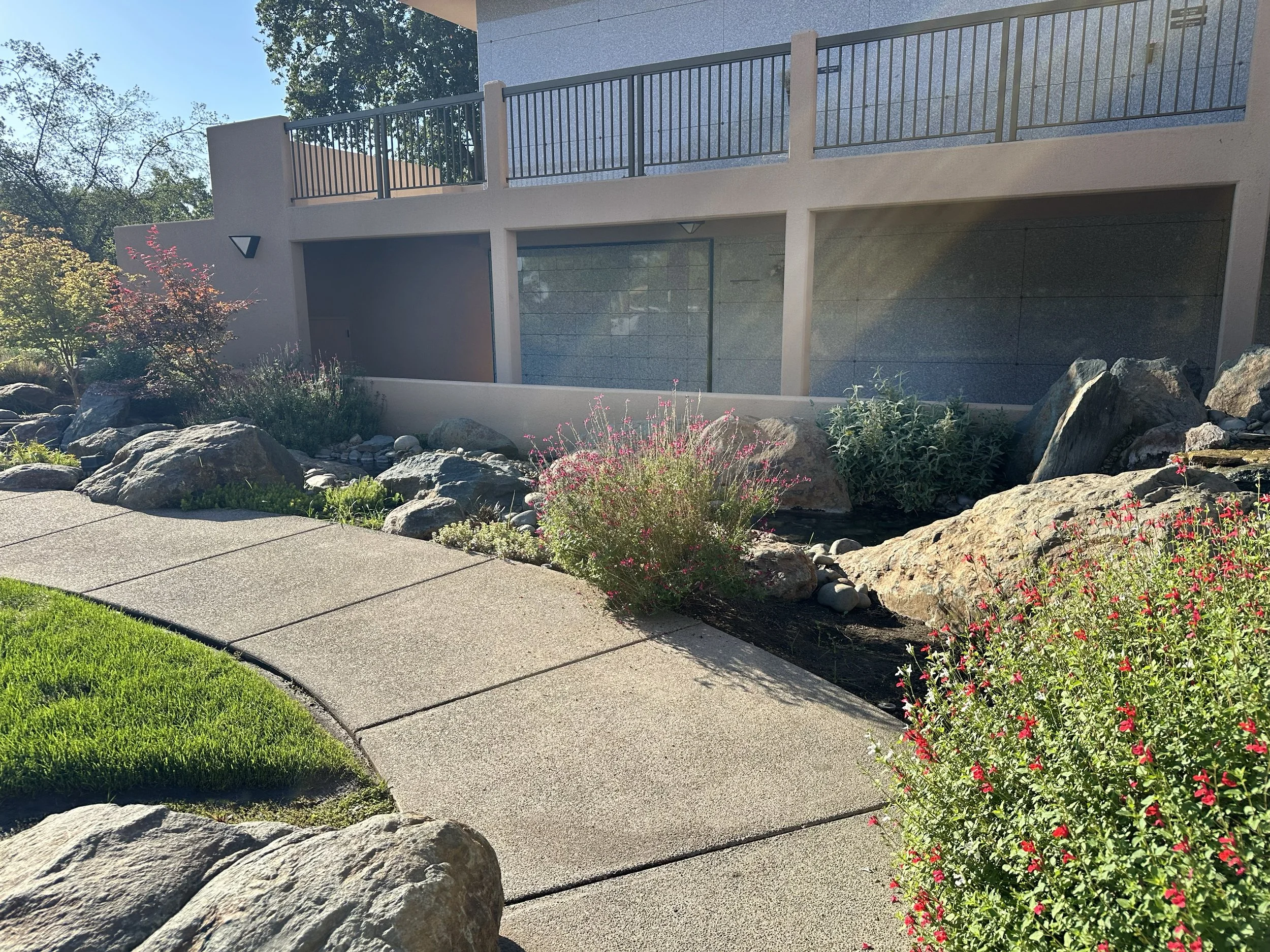 river view niches5.jpg