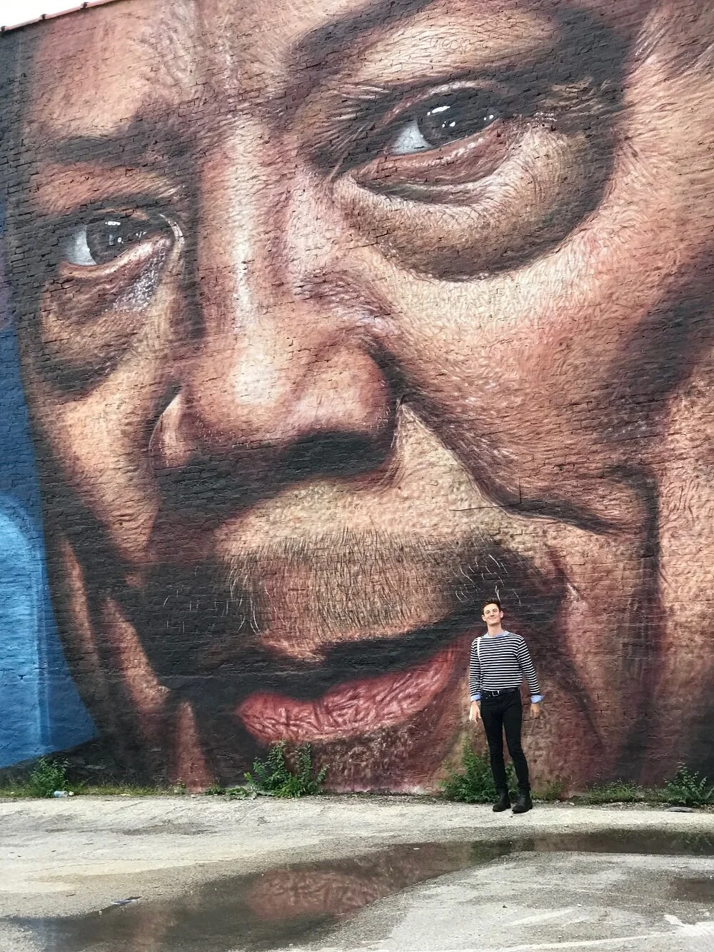 Mural photo-ops with Rob Tornillo; press photo.