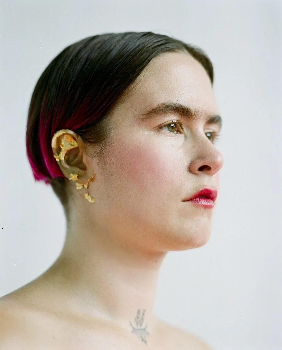 PREMIERE | Emily Ritz, "One or the Other"
