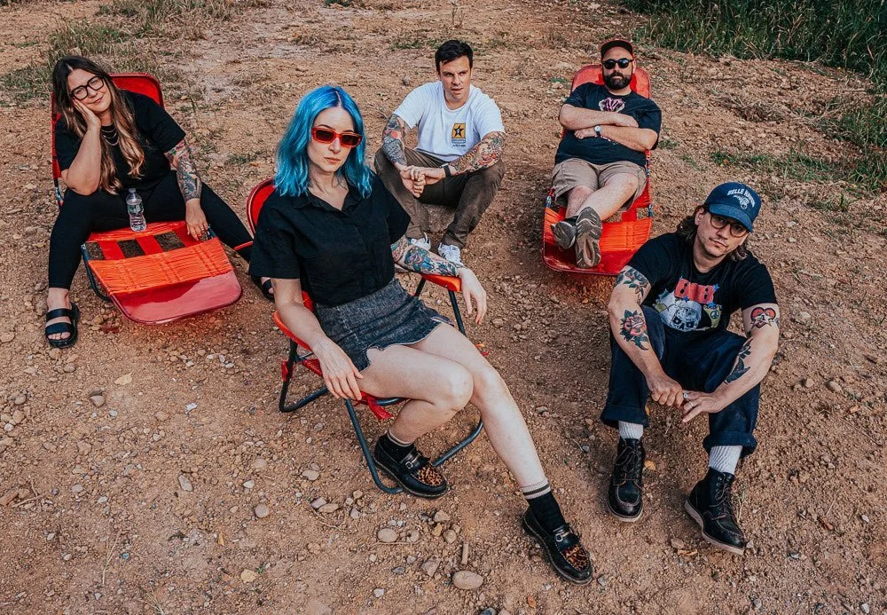 PREMIERE Soft No, "Oxford Street"