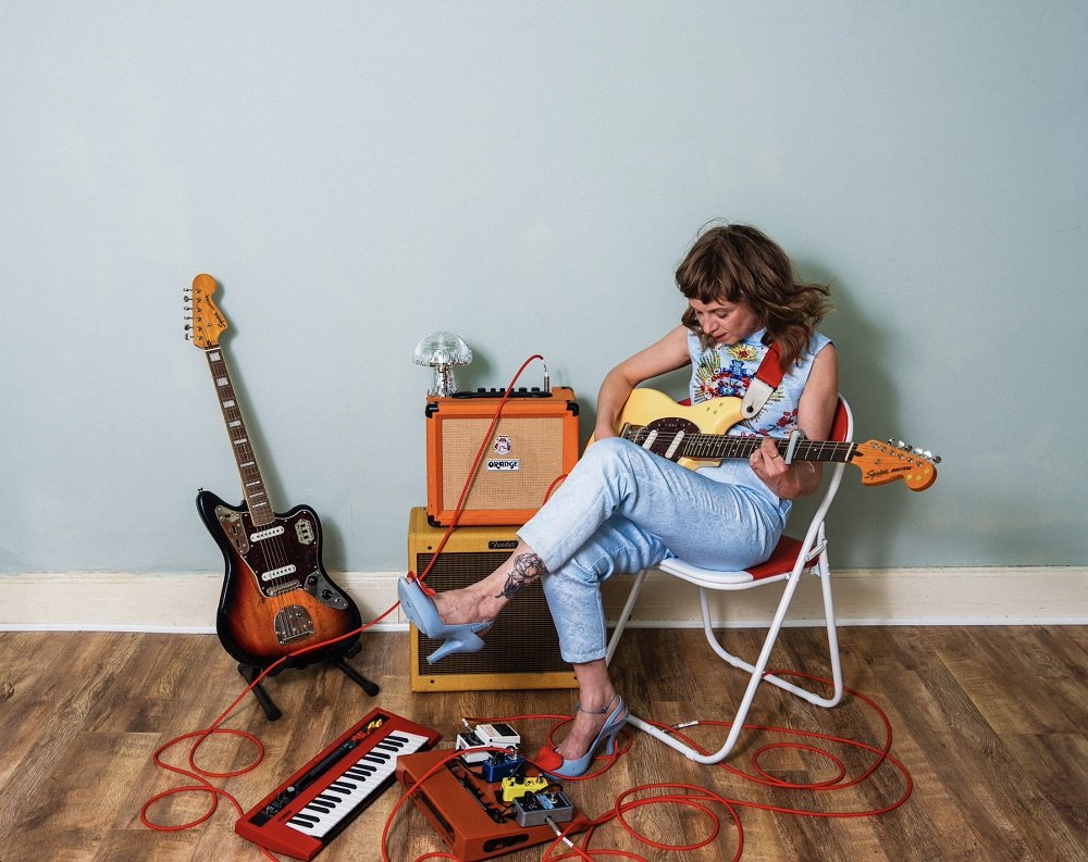 PREMIERE Carla J. Easton, "Let's Make Plans for the Weekend"