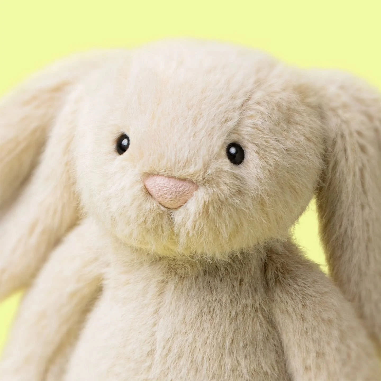 Tapaa Jellycatin uudet suloiset puput Munkkiniemen myym&auml;l&auml;ss&auml;! 🐰💛
Brittil&auml;isen Jellycatin suositut pehmot tunnetaan leikkis&auml;st&auml; muotoilustaan, korkealaatuisista materiaaleista ja hahmoista, joihin on helppo ihastua!

J