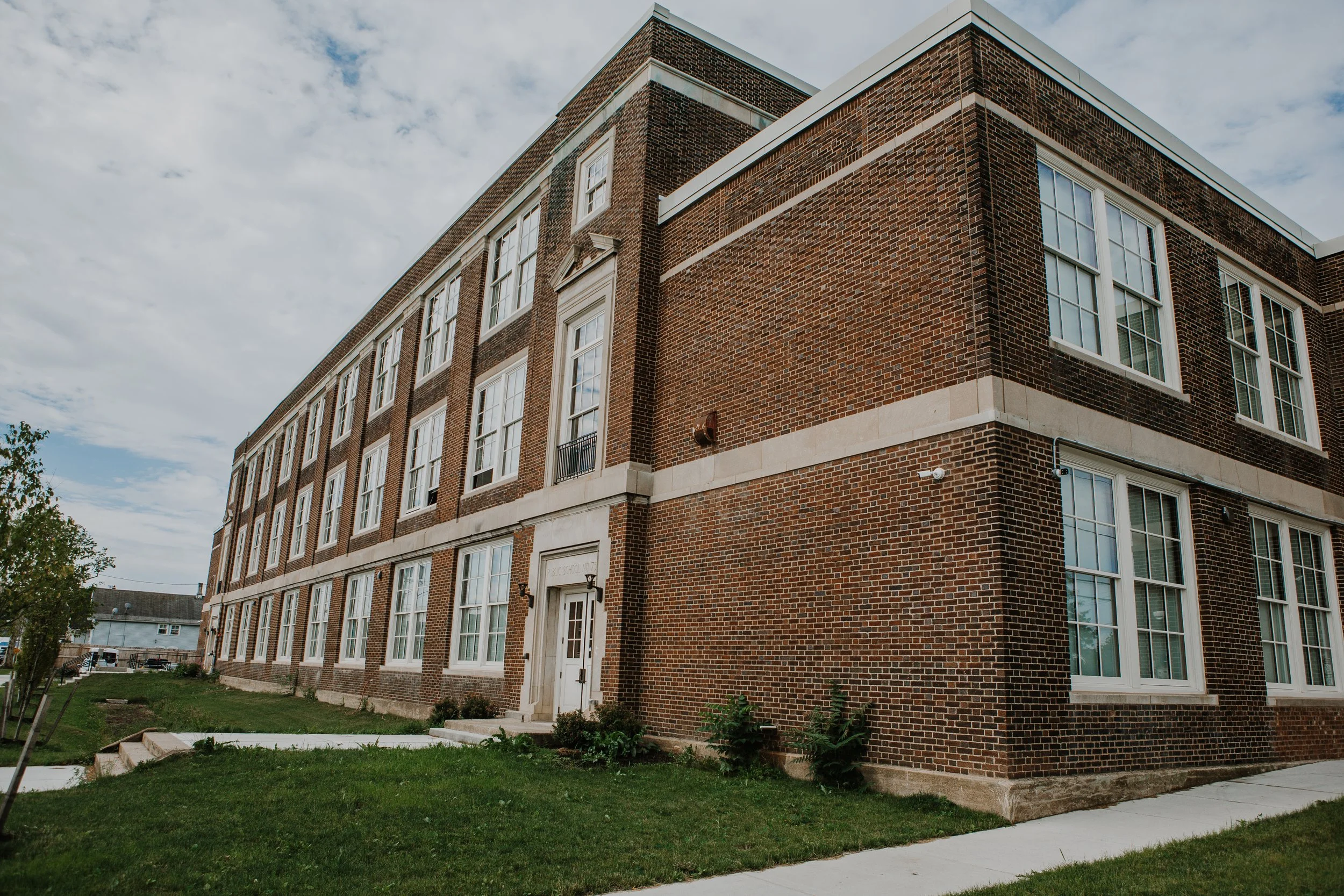 Howard Street Apartments