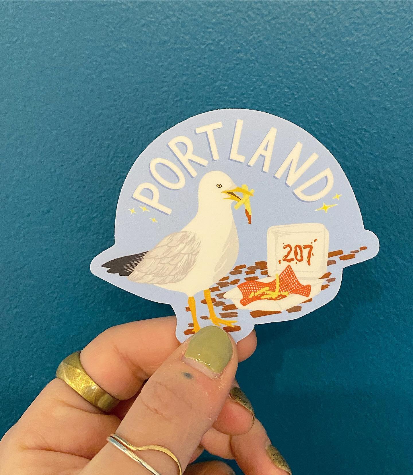 ✨iykyk✨
The magic of Portland is alive and well, and we love to see her thrive! I made this sticker in collaboration with @gusandrubyletterpress to celebrate 207 Day and the wonderful little community of Portland, Maine, and all of its absurdly large
