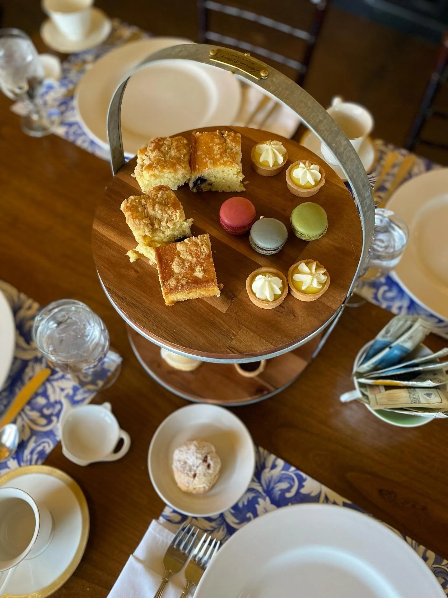 🫖 Afternoon tea in our dining room is the perfect way to slow down, gather with friends and family, and savor the moment. Enjoy delicate tea sandwiches, bite-sized pastries, and warm tea in an inviting setting. 

Whether you&rsquo;re celebrating a s