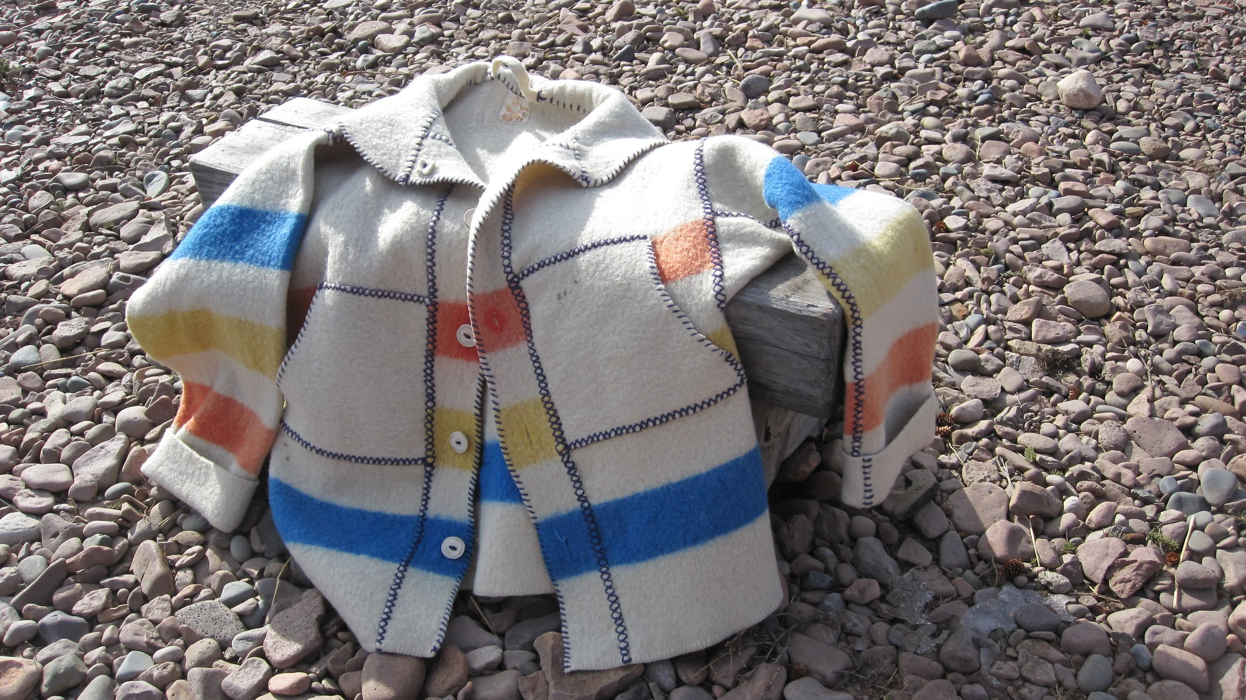 SS Blanket coat NH on beach.JPG