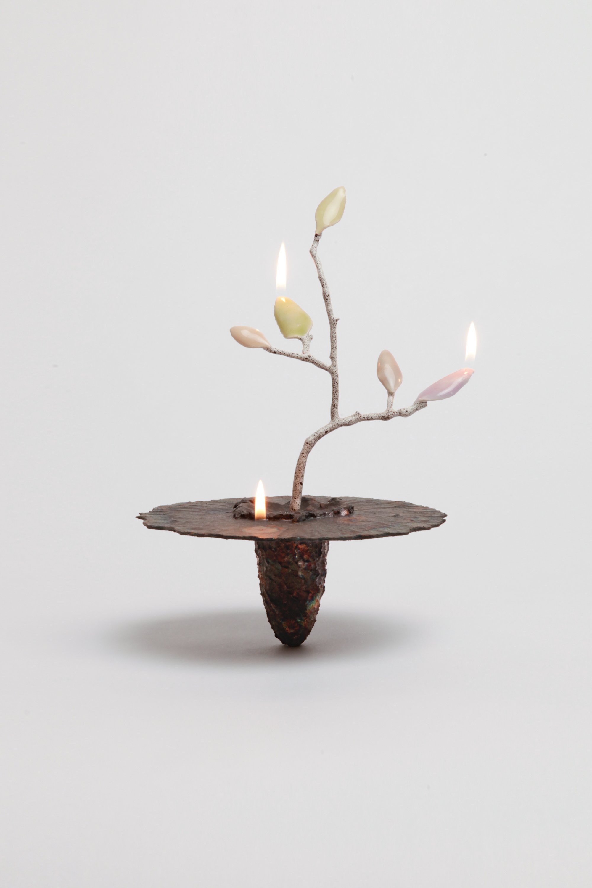  Obelisk (Soul Emission), 2022. cremated leaves, rare earth elements, ceramic, twig, gas, resin, aluminum, mahogany. 