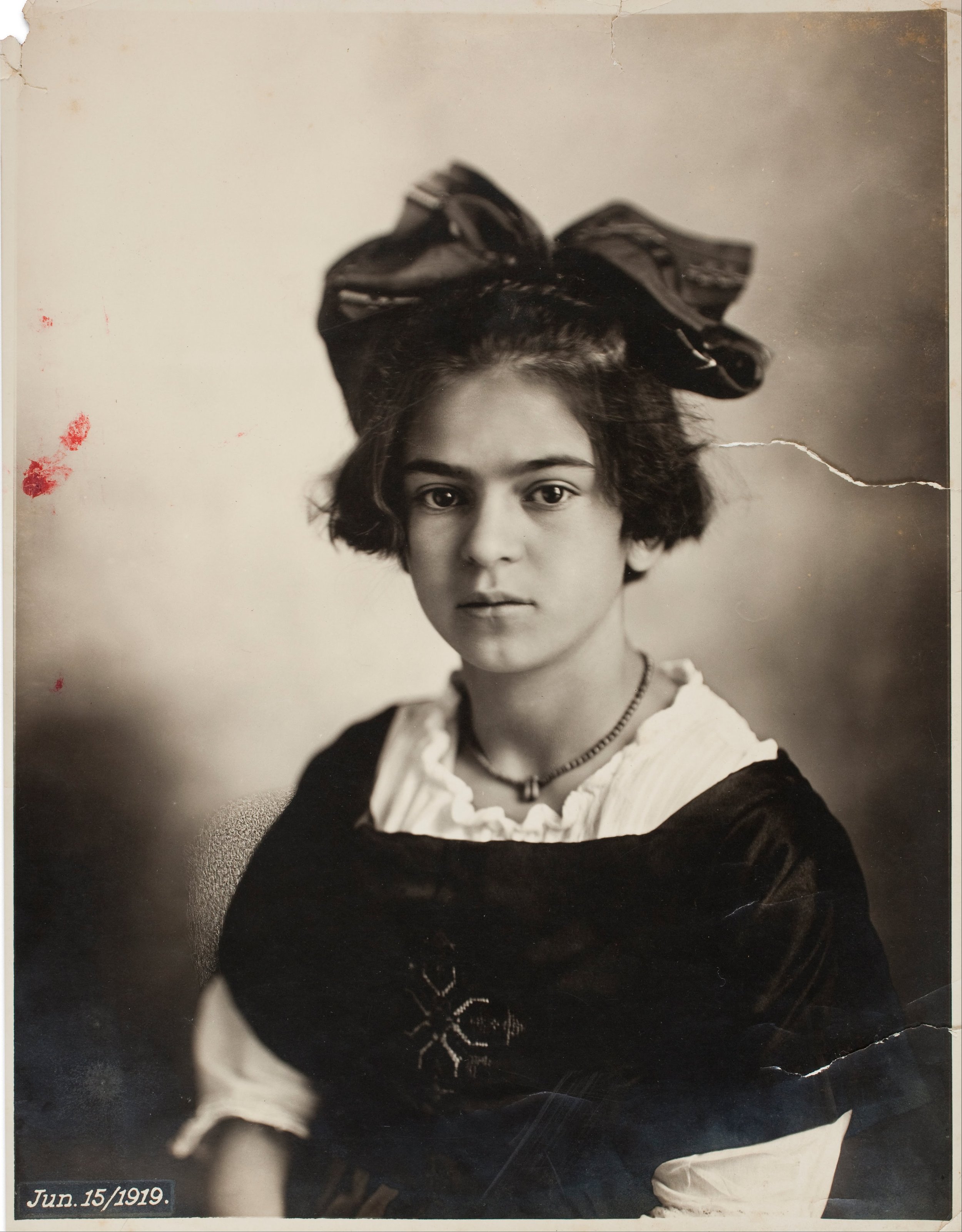 Guillermo_Kahlo_-_Frida_Kahlo,_June_15,_1919_-_Google_Art_Project.jpeg