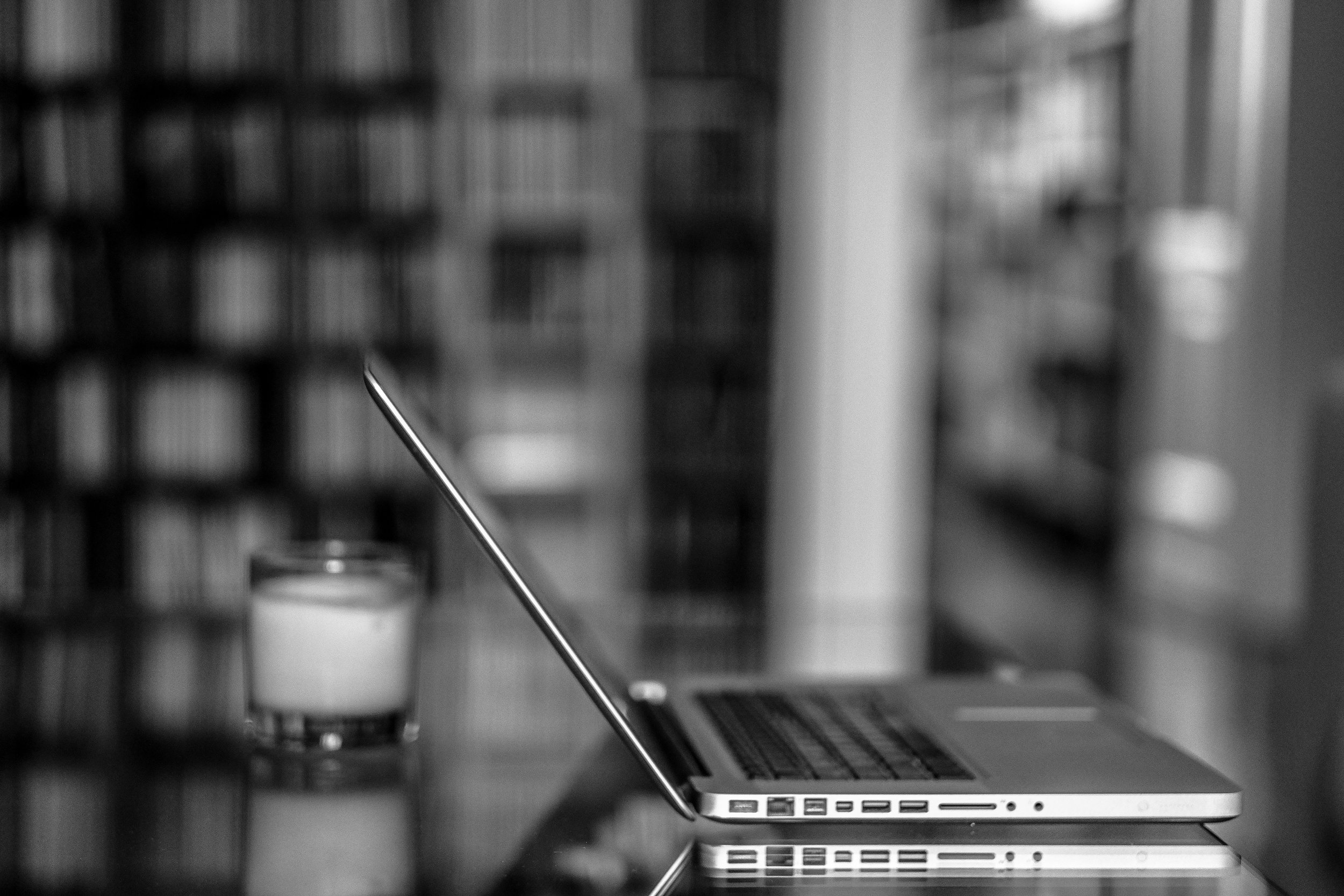 ghost-presenter-428321-unsplash.jpg
