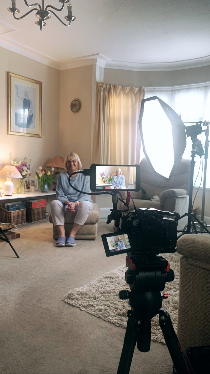 Using video testimonials to showcase customer satisfaction and social proof