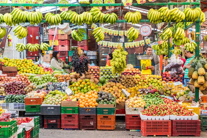 fruit_vendor.jpg