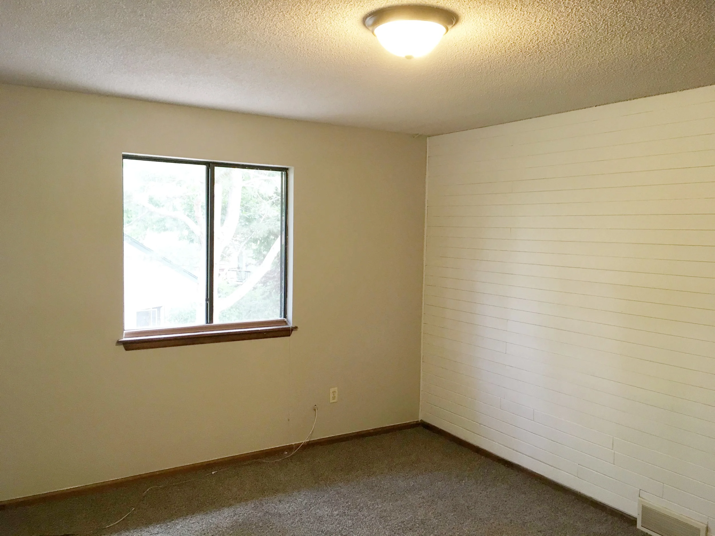 Interior 2.jpg