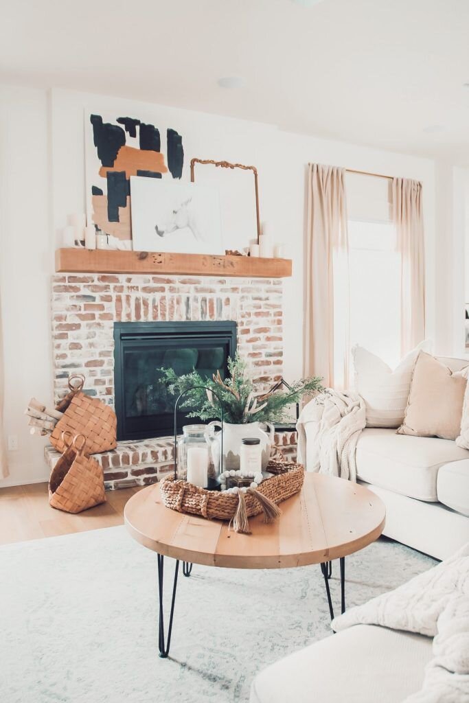 Refreshing the Living Room After the Holidays with White Farmhouse ...