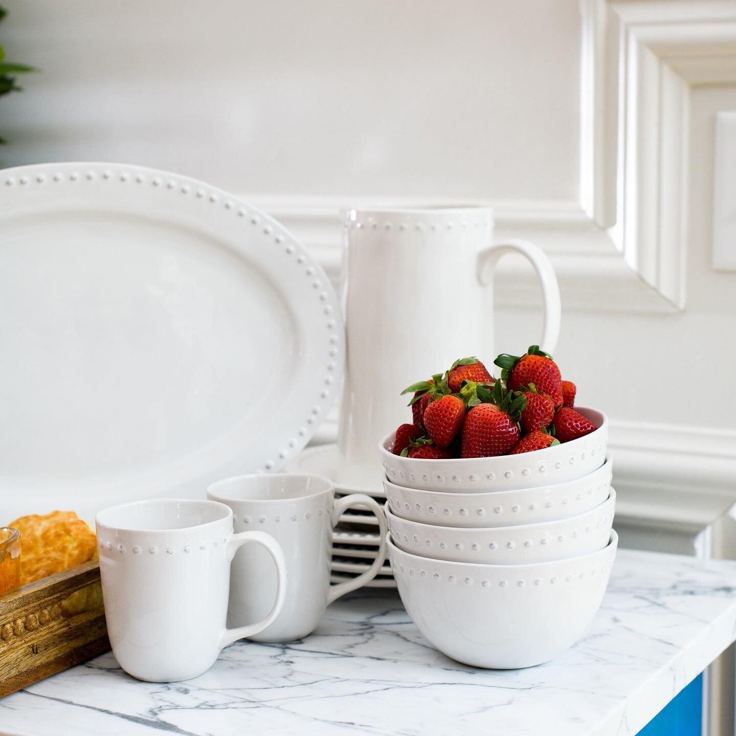 Check out these new arrivals, y'all! 😍 We can't wait to use these Organic White Dotted pieces in our next brunch tablescape. Tap the image to shop these pieces and more! ✨	
.
#kirklandsfinds #kirklandshappiness #bringhappinesshome #kitchendecor #kit