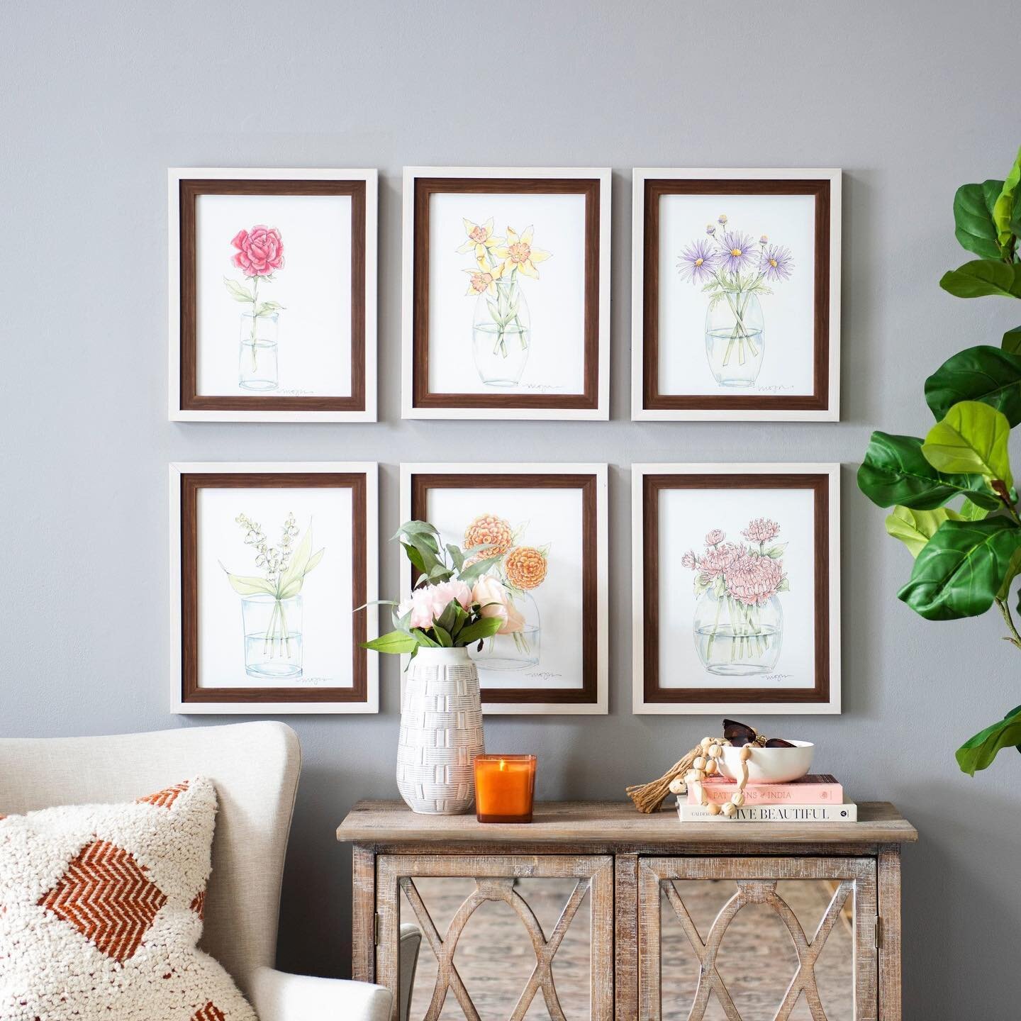 Have you seen these new art prints from Morgan Harrington? 👀 Each print features a different birth month flower and a walnut interior frame finish. P.S. These are the perfect gift idea for mom if you're in need of a last minute gift! 🎁	
.
#kirkland