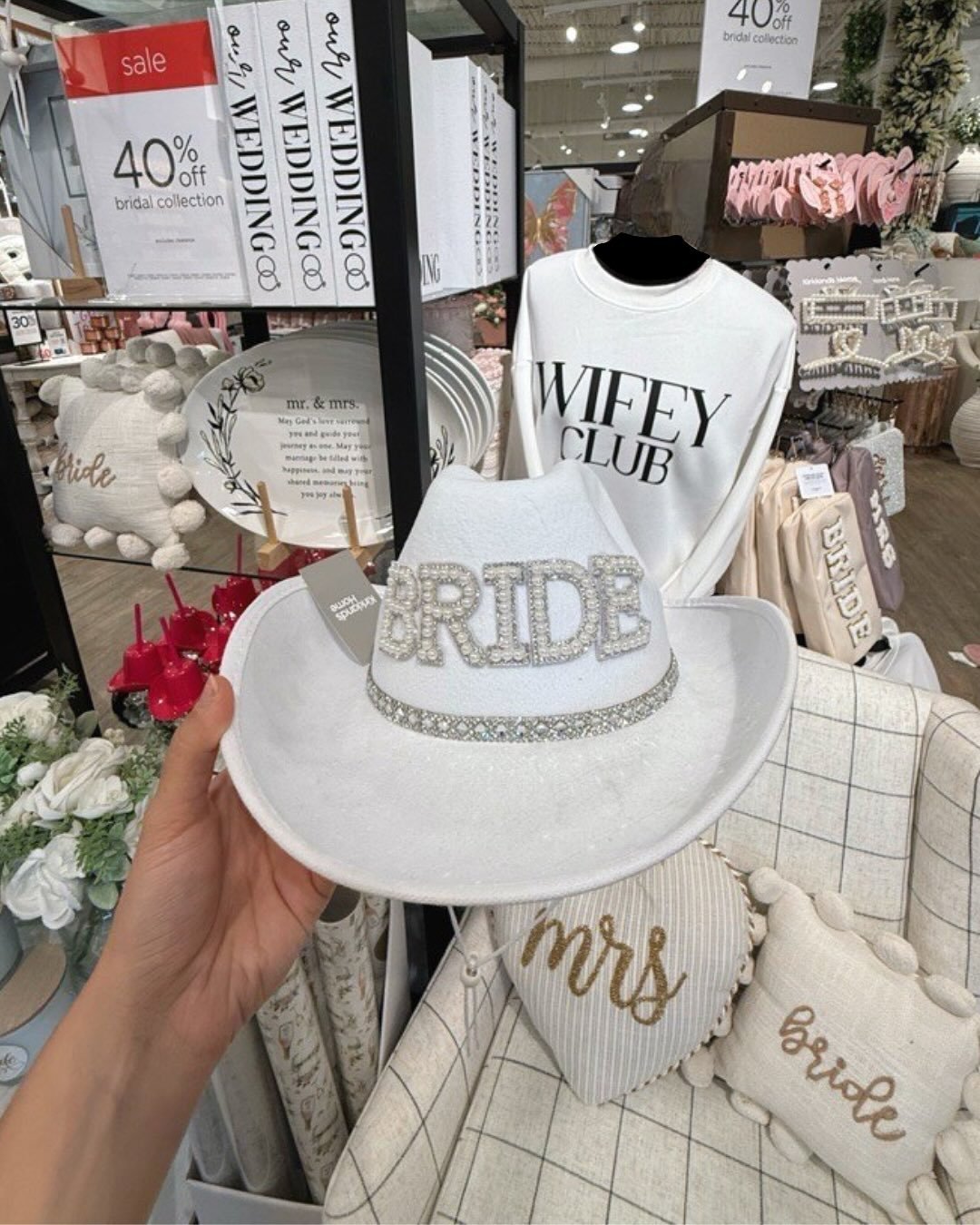 BRIDES!! Come shop our ENTIRE bridal collection 40% OFF! 💍🤍🔔🕊️