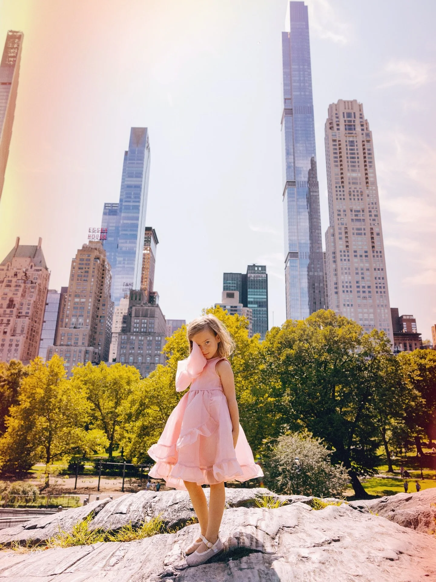 Sloane in the city 🌆