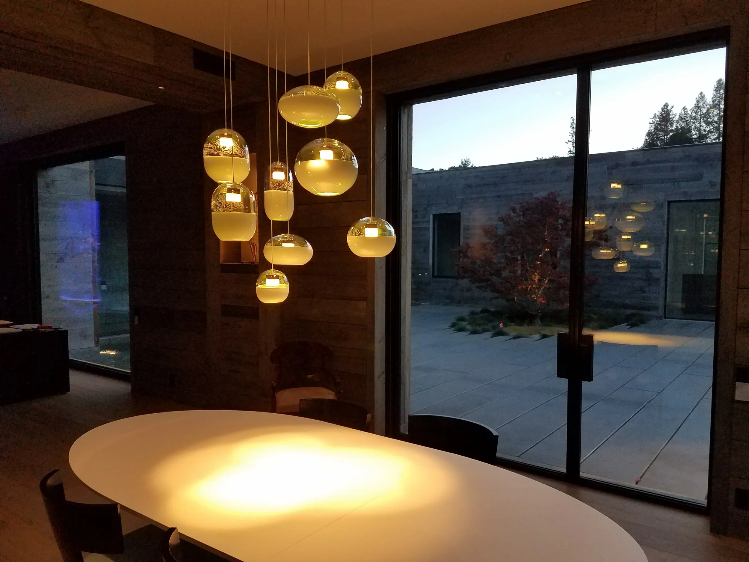 Wood Grain Encalmo Chandelier