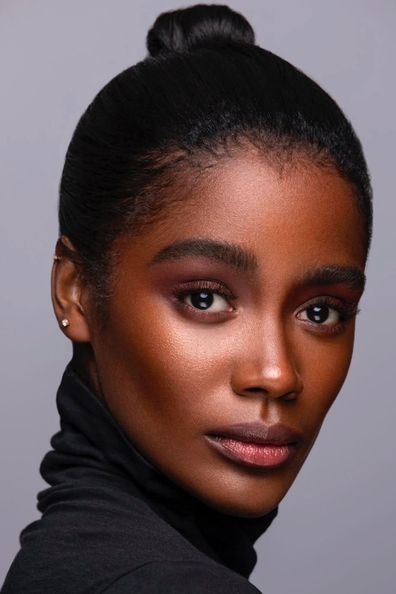 Clean Beauty Editorial 2022 - Photography by Miguel Herrera