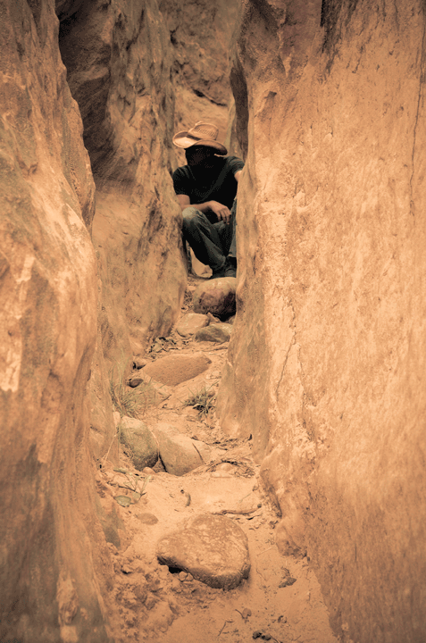 Can a simple zigzag reveal the real nature of time?