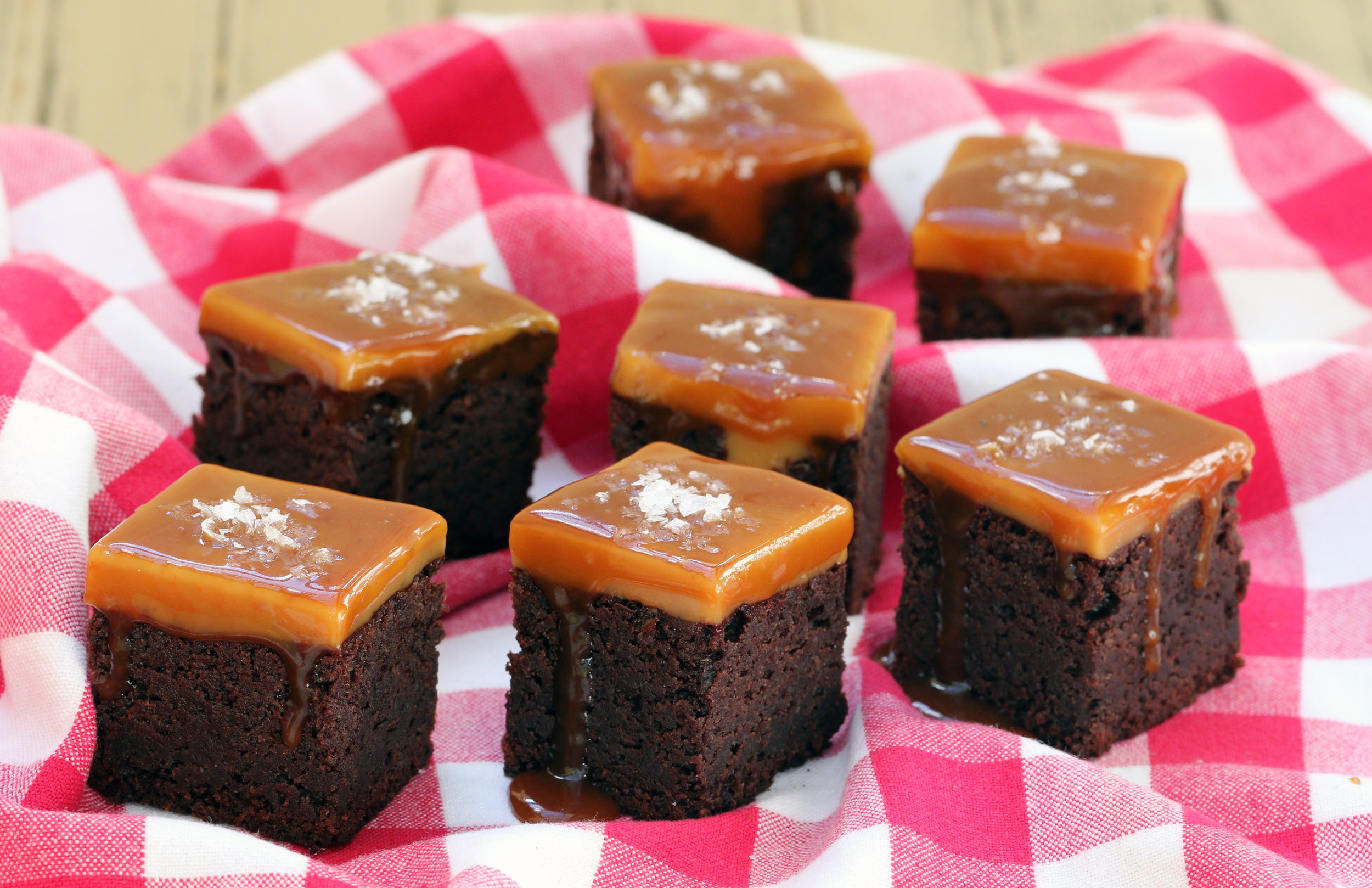 caramel brownies landscape.jpg