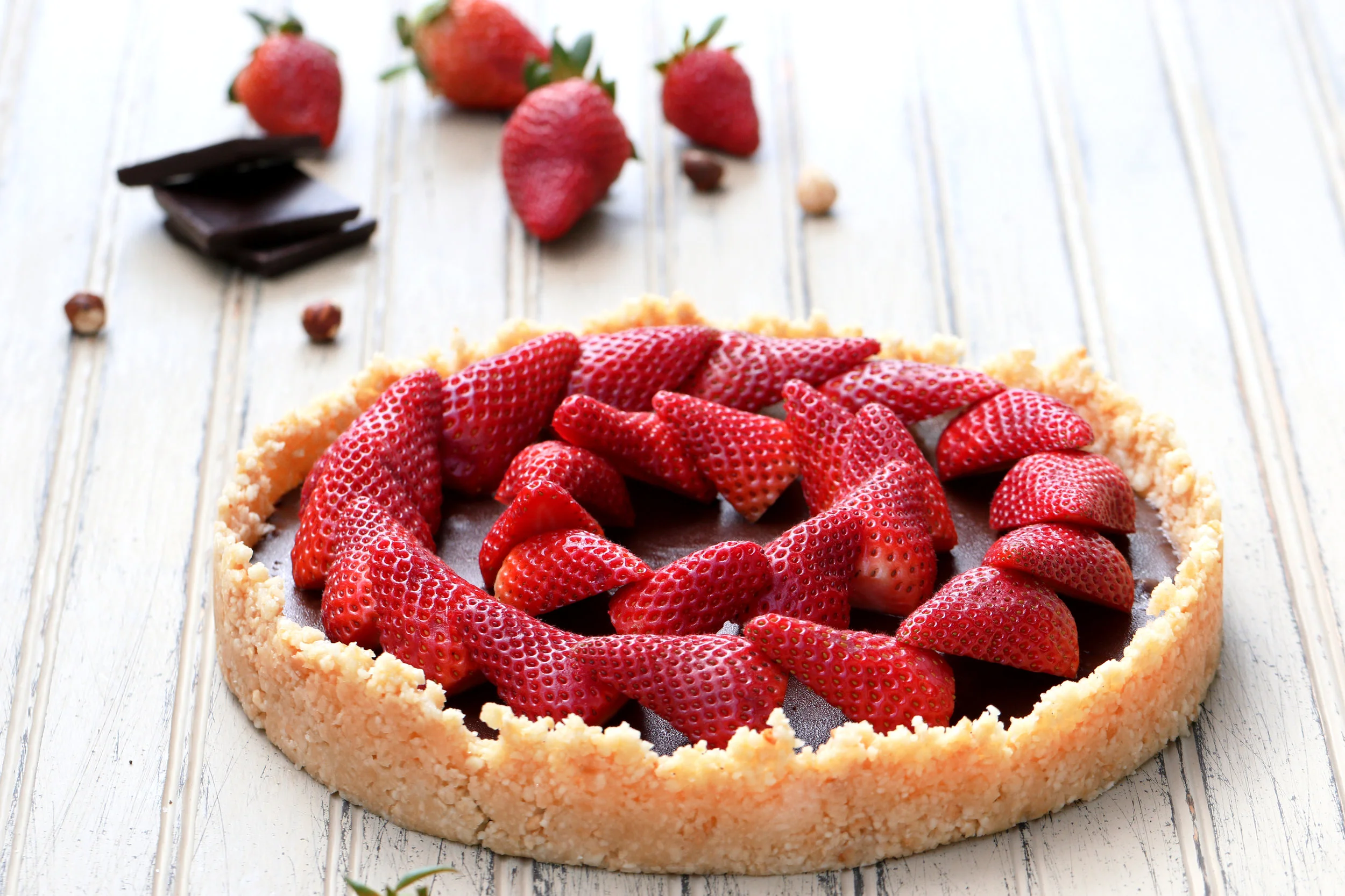 Low Carb Keto Hazelnut Crusted Dark Chocolate Silk Tart With Fresh Strawberries The Food Bible
