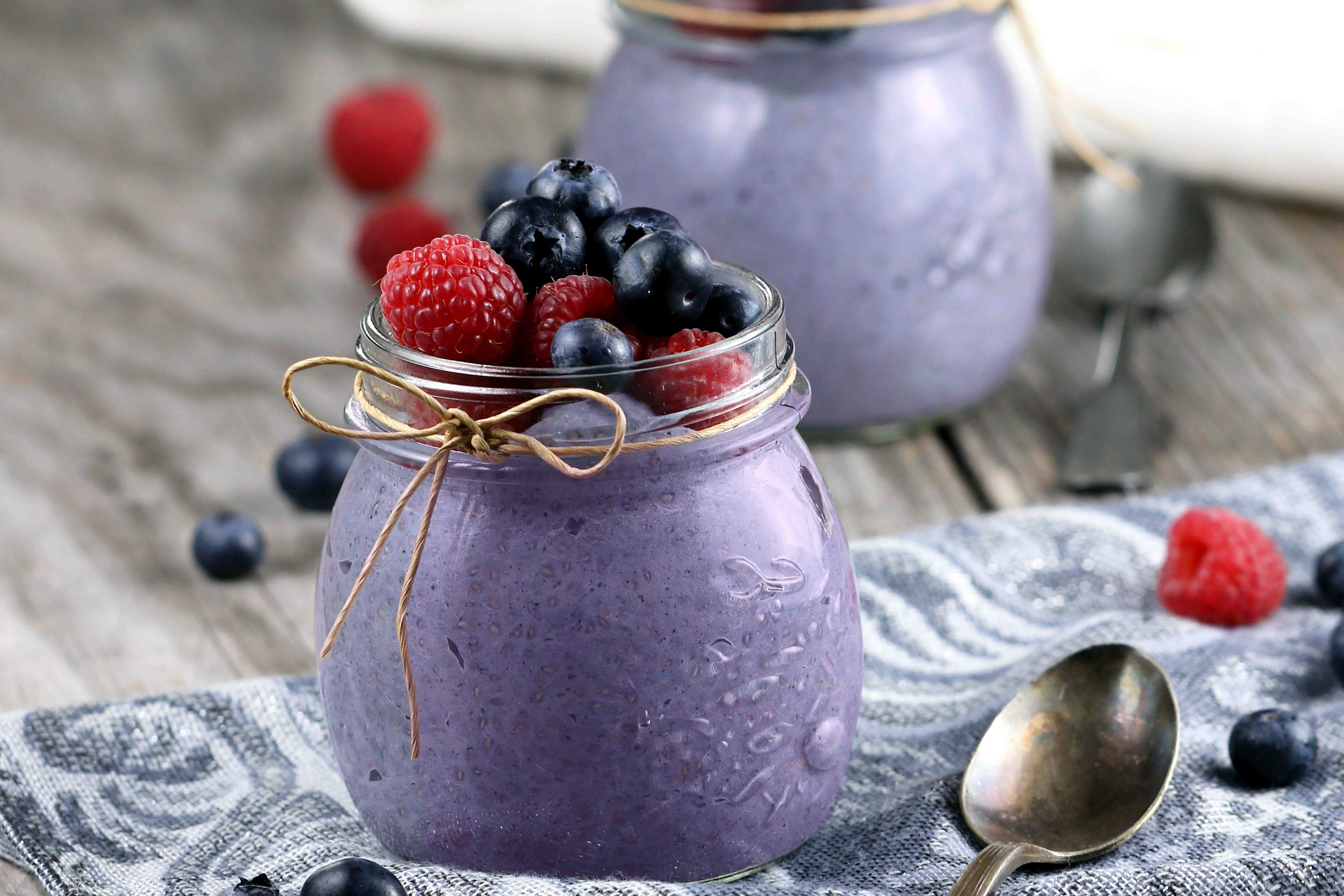 BLUEBERRY CHIA PUDDING