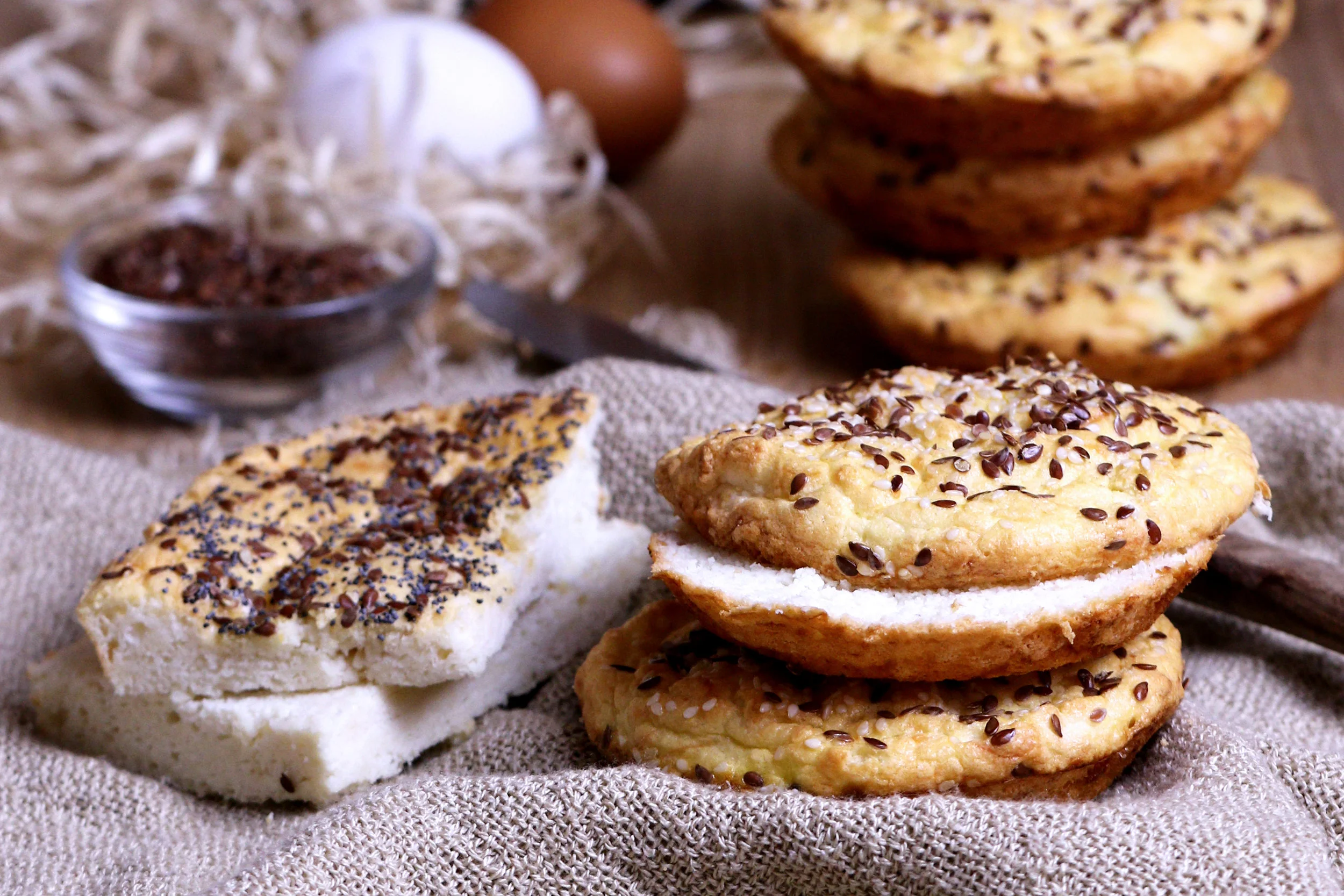 LOW CARB KETO BAKED BREAD ROLLS AND BURGER BUN RECIPE.jpg