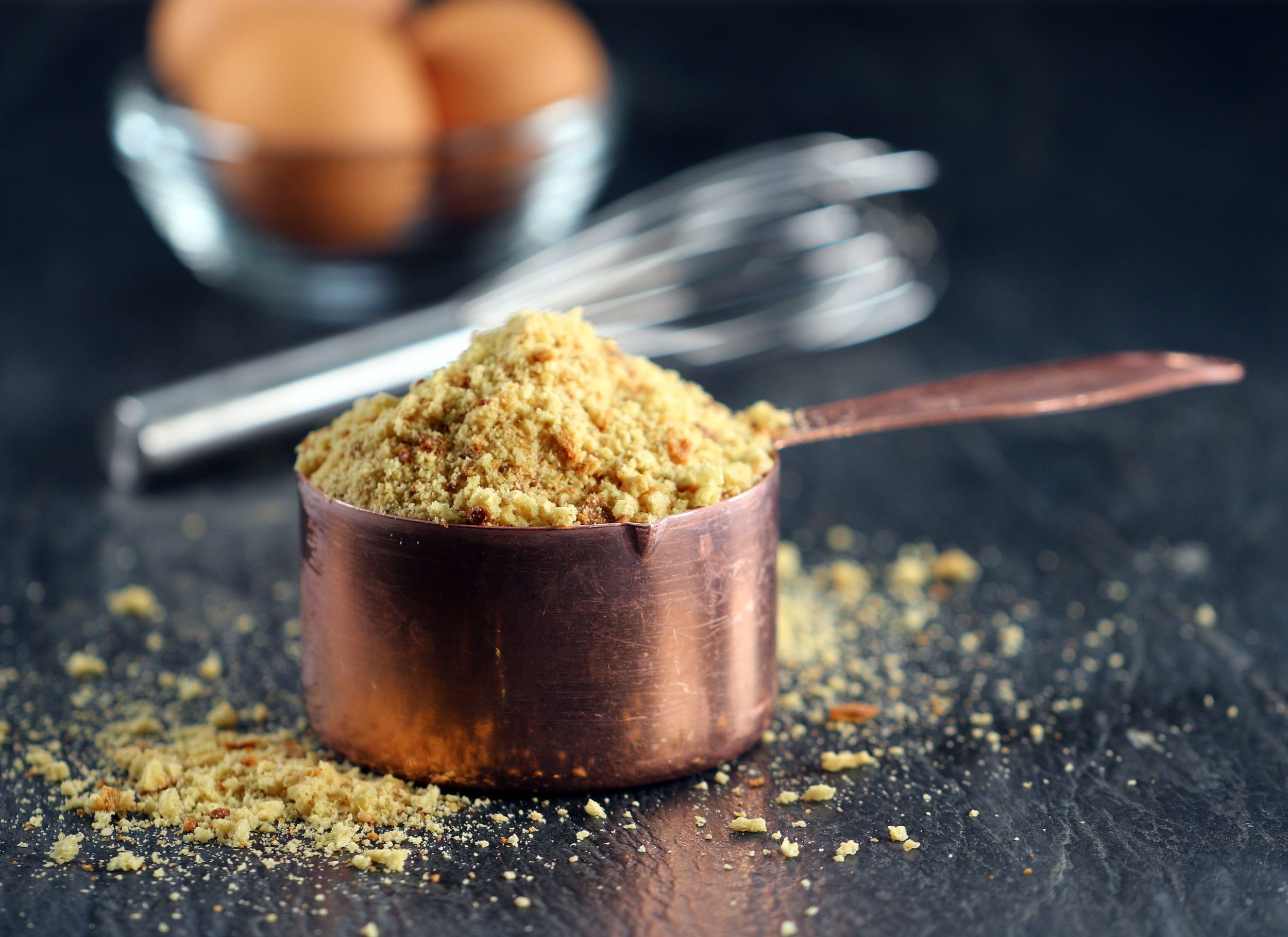 LOW-CARB BREADCRUMBS