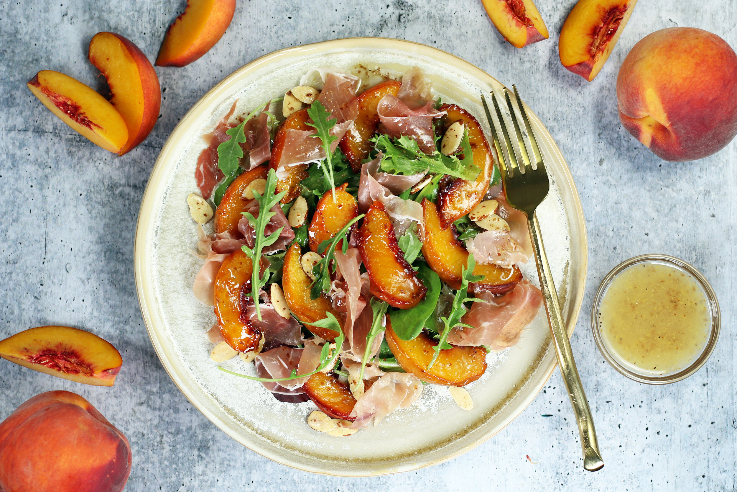 ROASTED PEACH &amp; PROSCIUTTO SALAD