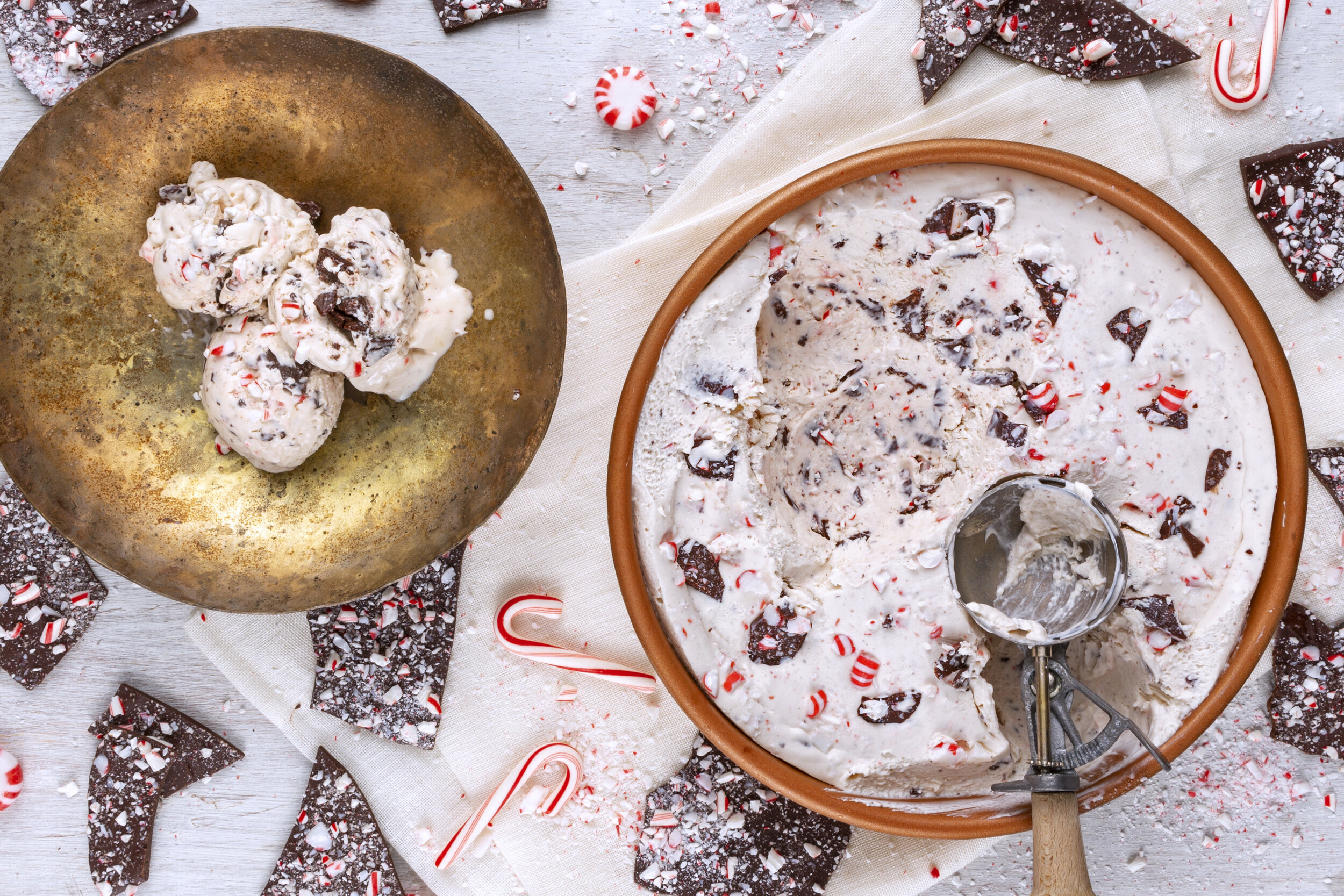 PEPPERMINT BARK ICE CREAM