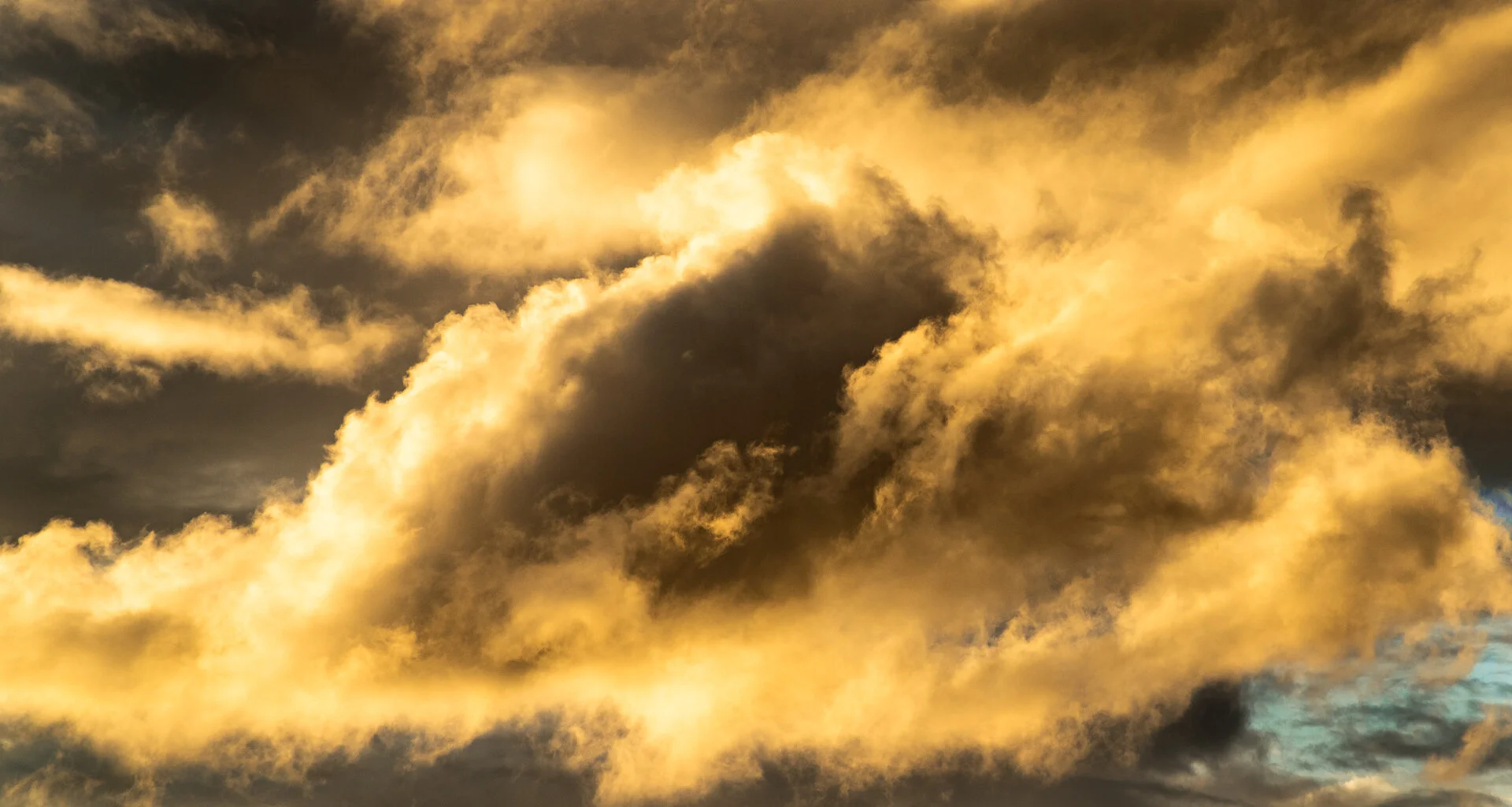 4th Arpil 2020 6:51 pm.