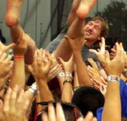 Asher Roth Loves College, Boobies, His 15 Minutes of Fame
