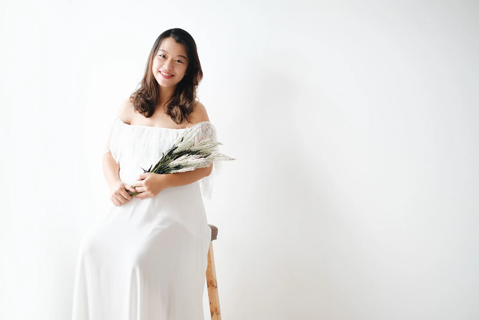 Ms-Chau family -2.jpg