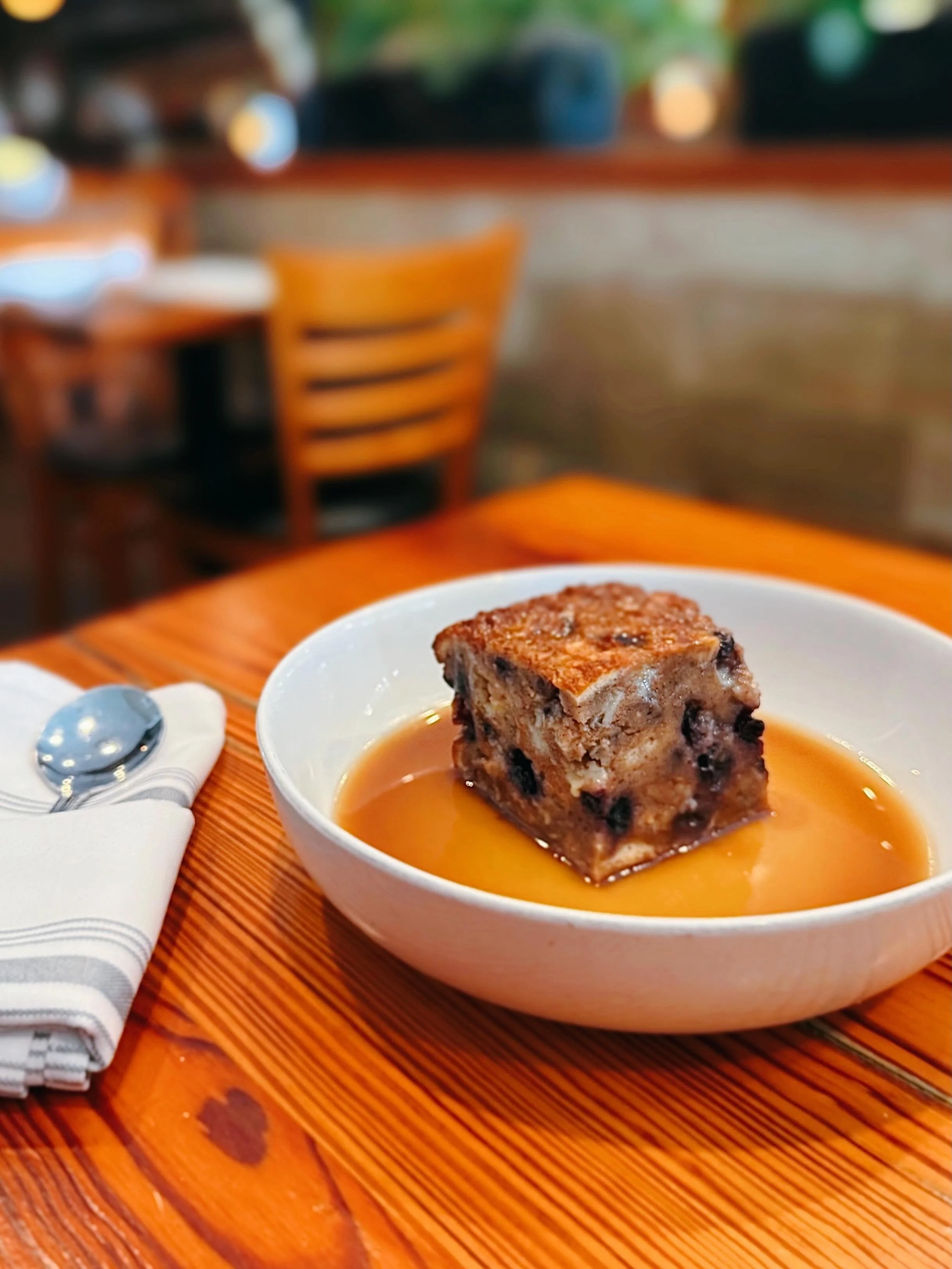 Dine with Us &amp; Enjoy Our Signature White Chocolate &amp; Blueberry Bread Pudding! 🍽️