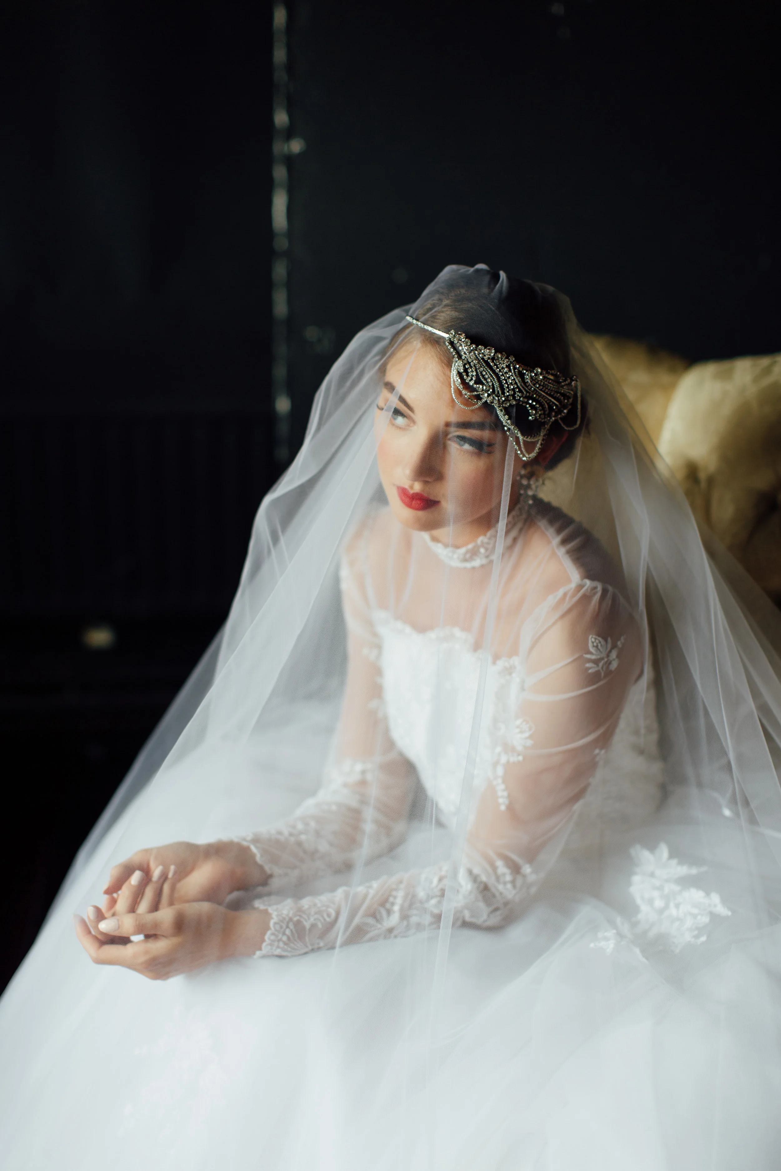 Tulle Veils Dirty Fabulous has an extensive collection of beautifully soft, new tulle veils. Whether you desire a simple, diaphanous veil or intricate, lace trimmed show-stopper; we have modern veils to suit all tastes. Short, fingertip, elbow, chapel and cathedral lengths available.