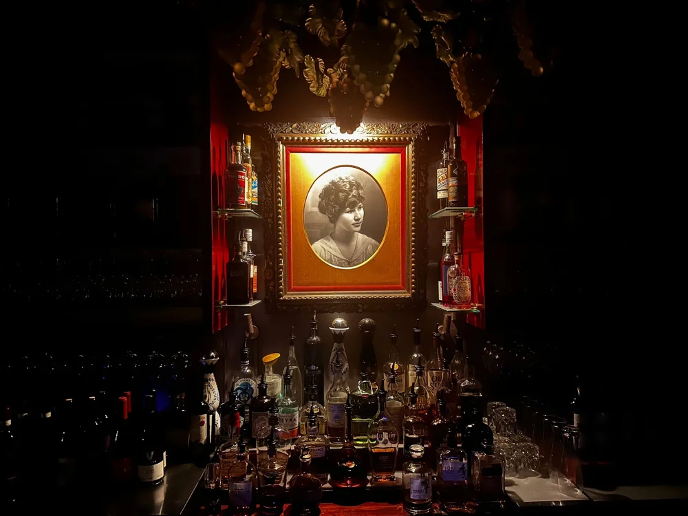 Bar photo 3