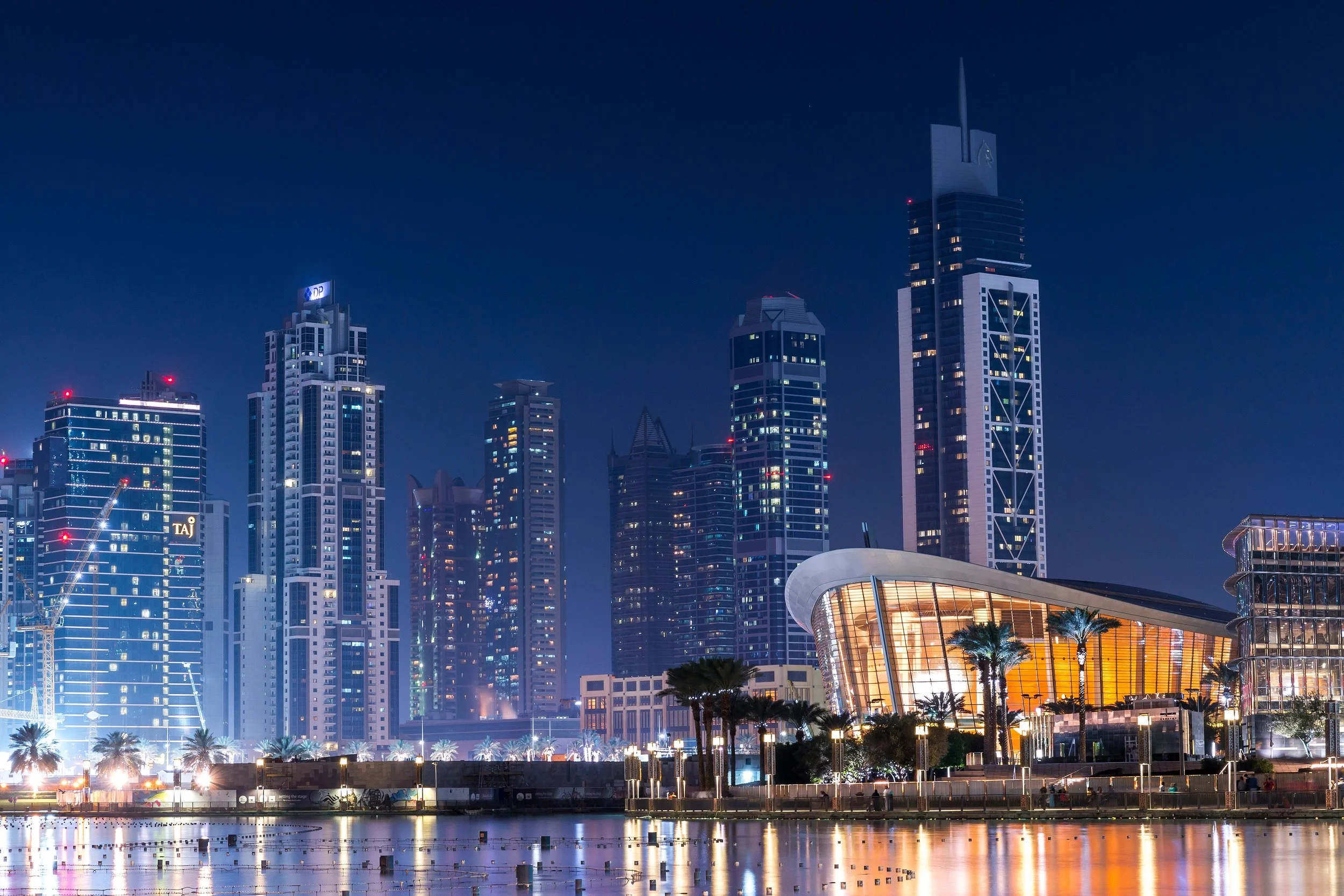architecture-buildings-business-442579.jpg