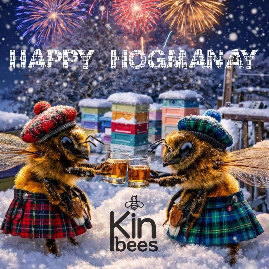 Lang may yer lumb reek 🏴󠁧󠁢󠁳󠁣󠁴󠁿

Wishing all our fellow beekeepers, followers and amazing customers a happy a healthy 2026. 

However you&rsquo;re seeing in the bells I hope it&rsquo;s a moment of laughter and love. 
G x