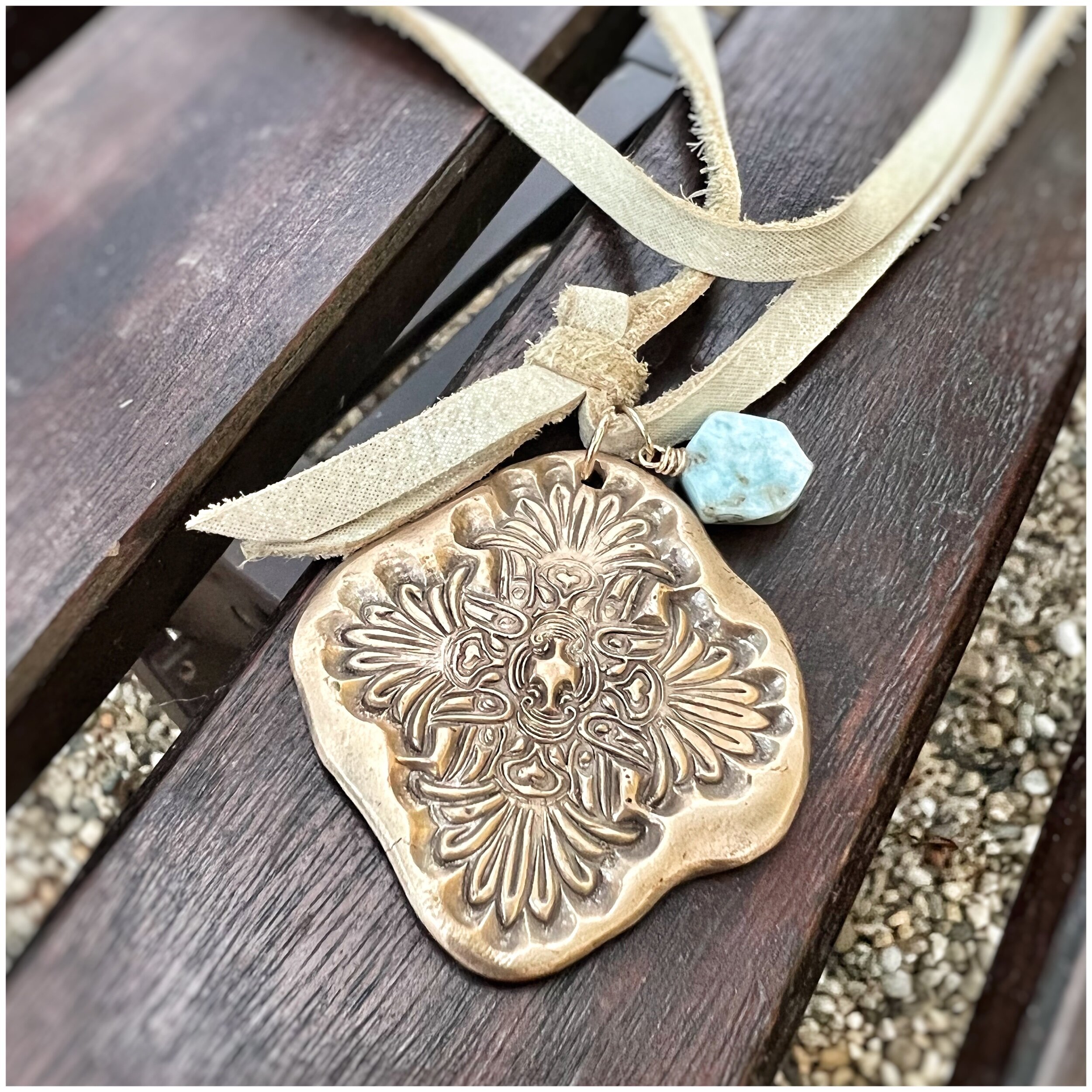 5C62FA03-FD4B-49CD-BE7E-C32885867349