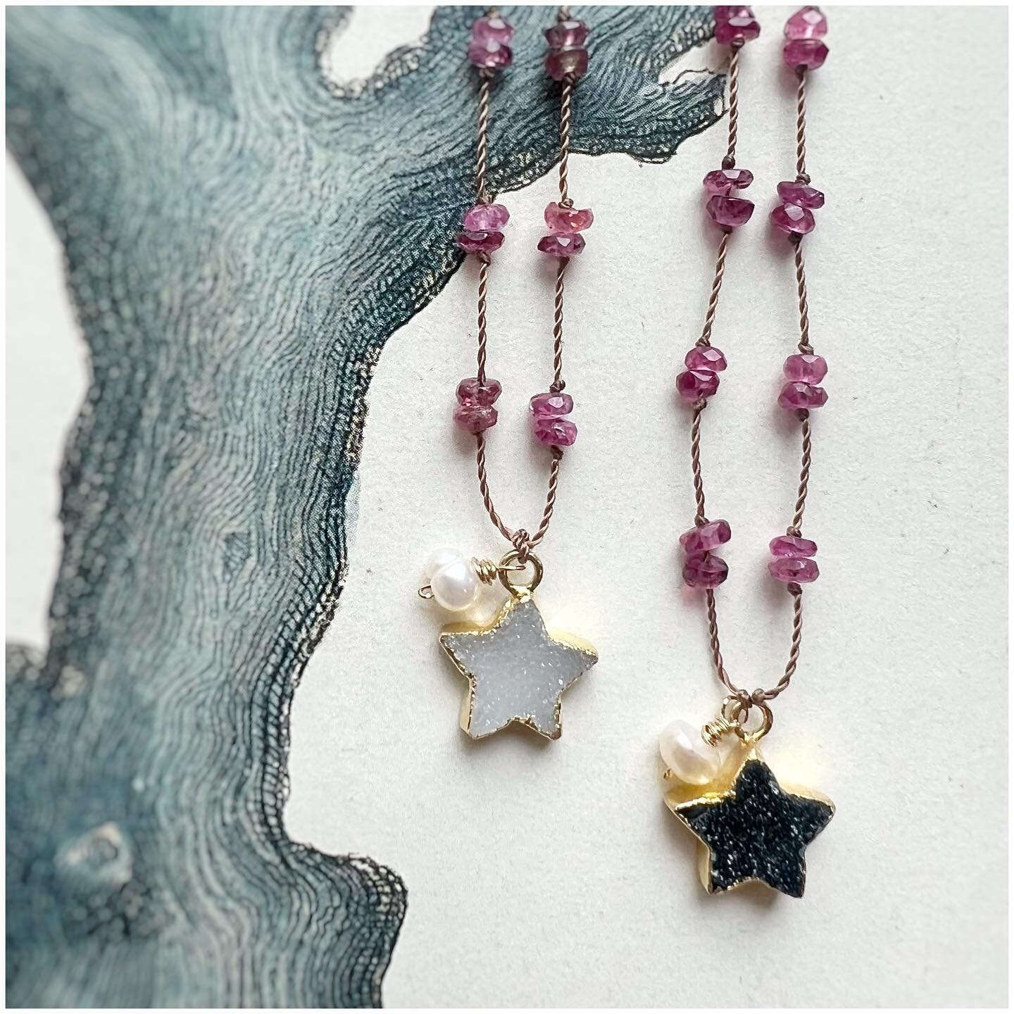Hi Friends, Happy Friday!! So I've been wanting a little splash of pink for spring ...I love pink in the spring!!! Hunting down the right shade brought me to these beautiful Ombr&eacute; array of Pink Tourmalines !! Adding the little reversible druzy
