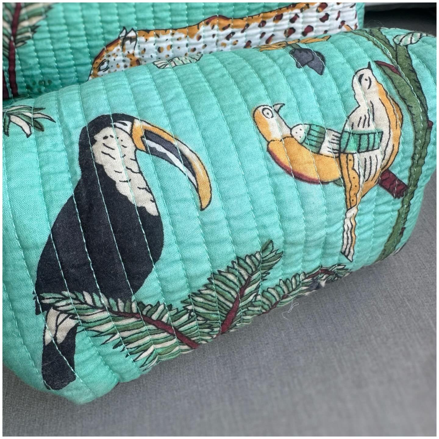 Happy Friday !! Having just been away for a month, I can confidently say ...I truly LOVE this Friday Feature ...as I have it myself and use it every day. It is my main makeup case / travel kit! The large size, in fact, is currently sitting on my bath