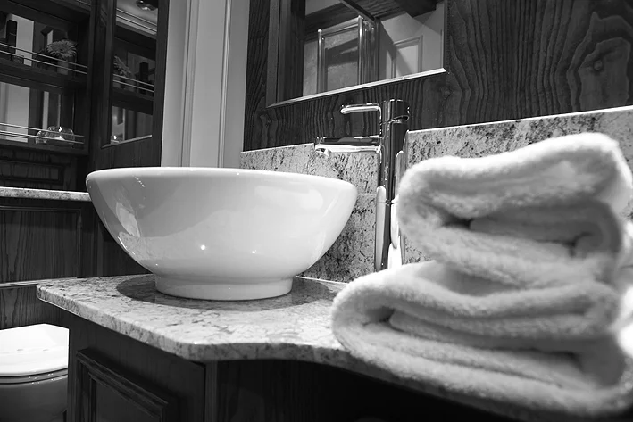 Bathroom in Nora