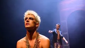 Théâtre - Fantasio, TKM, Lausanne et Le Reflet, Vevey