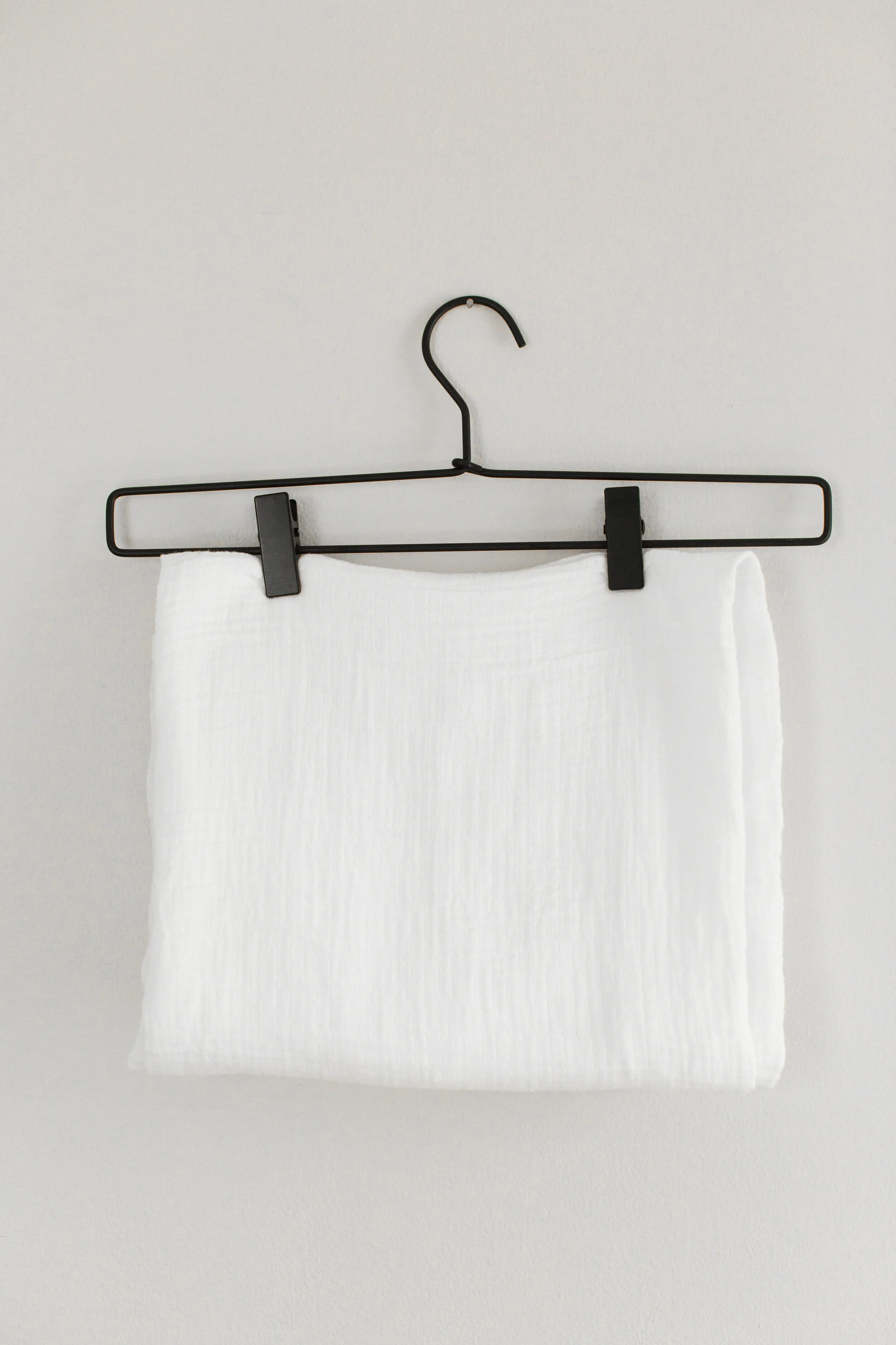 muslin swaddle | snow