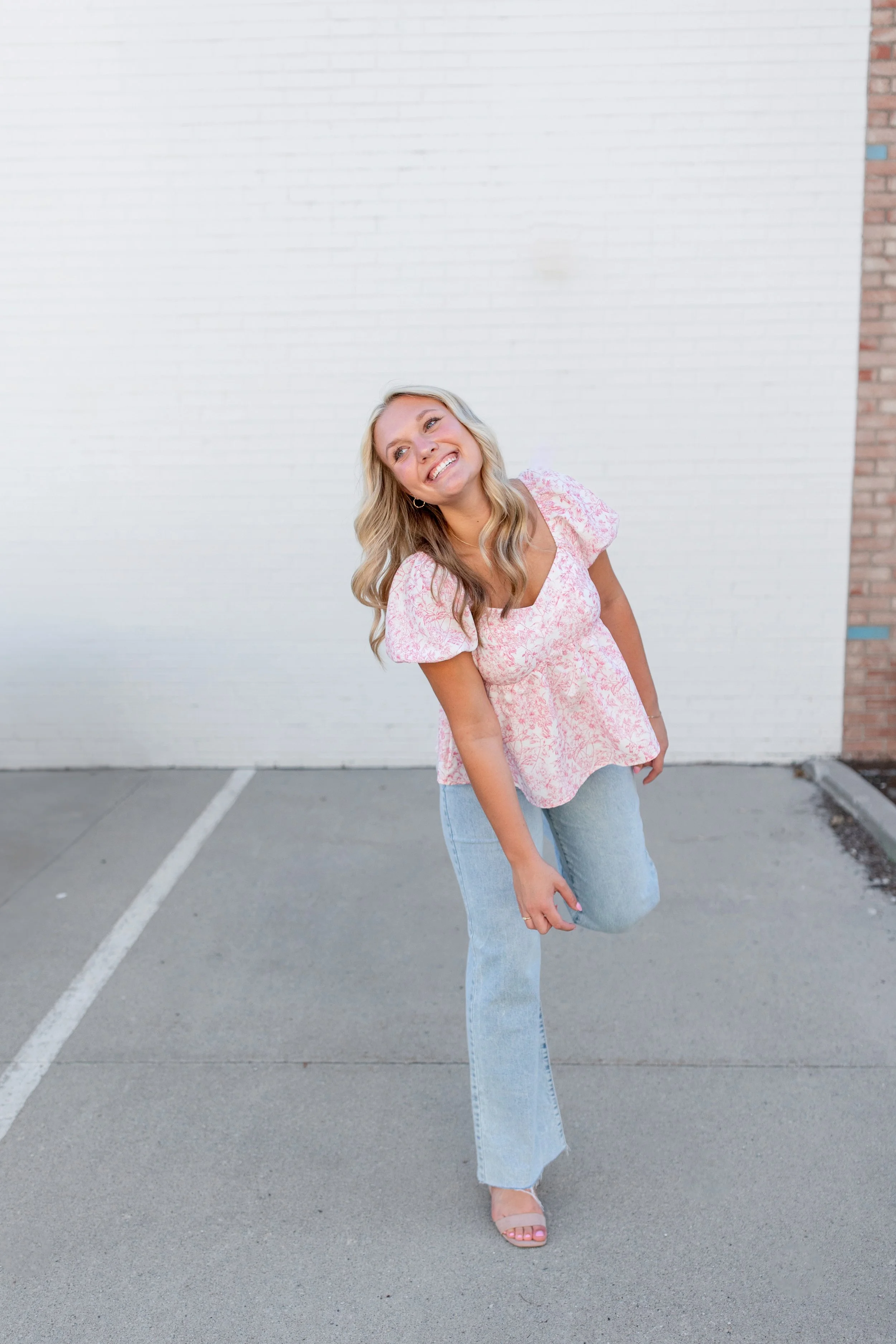 Des Moines Senior Photographer-81.jpg